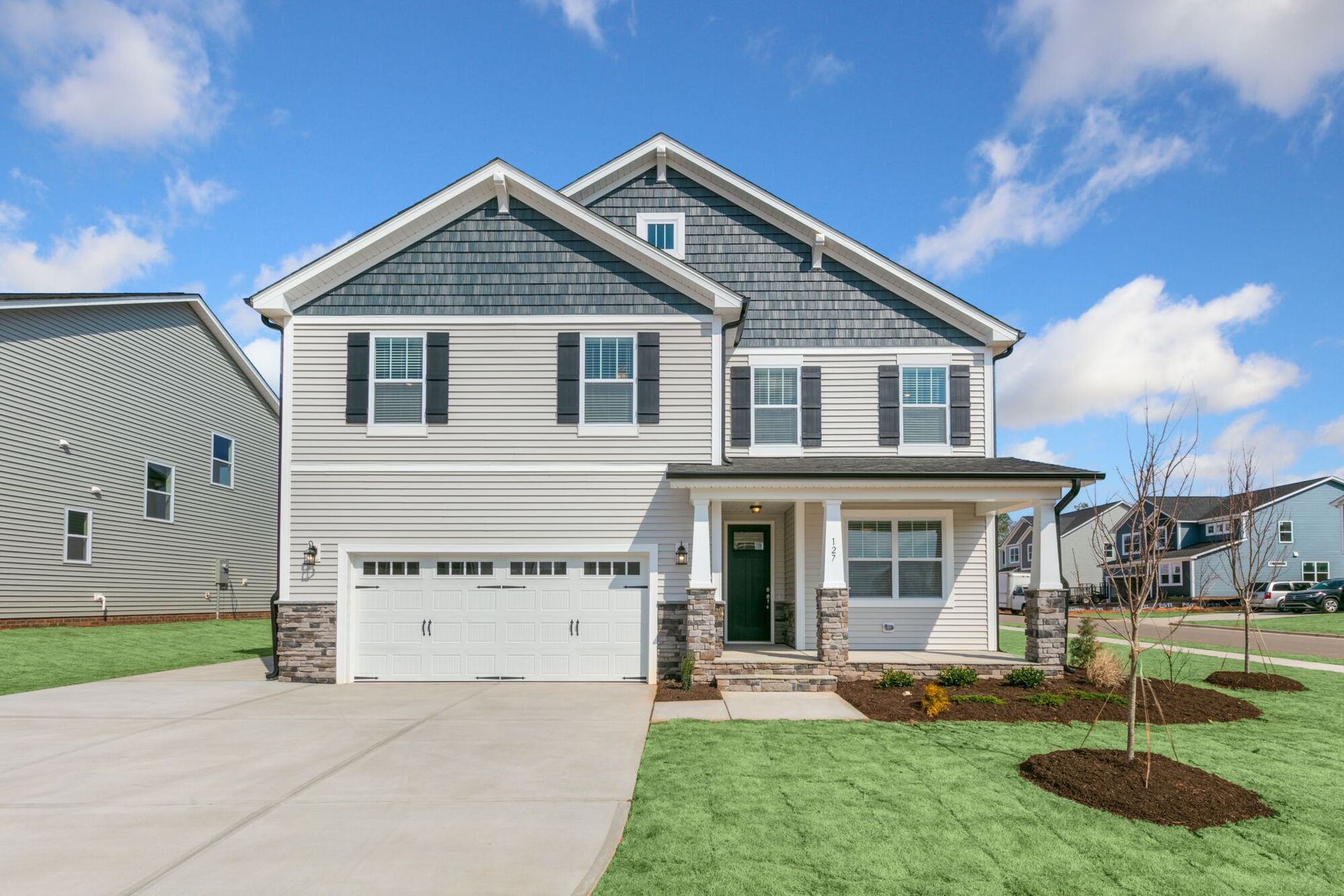 Exterior:Voyageur - shown with Craftsman exterior elevation