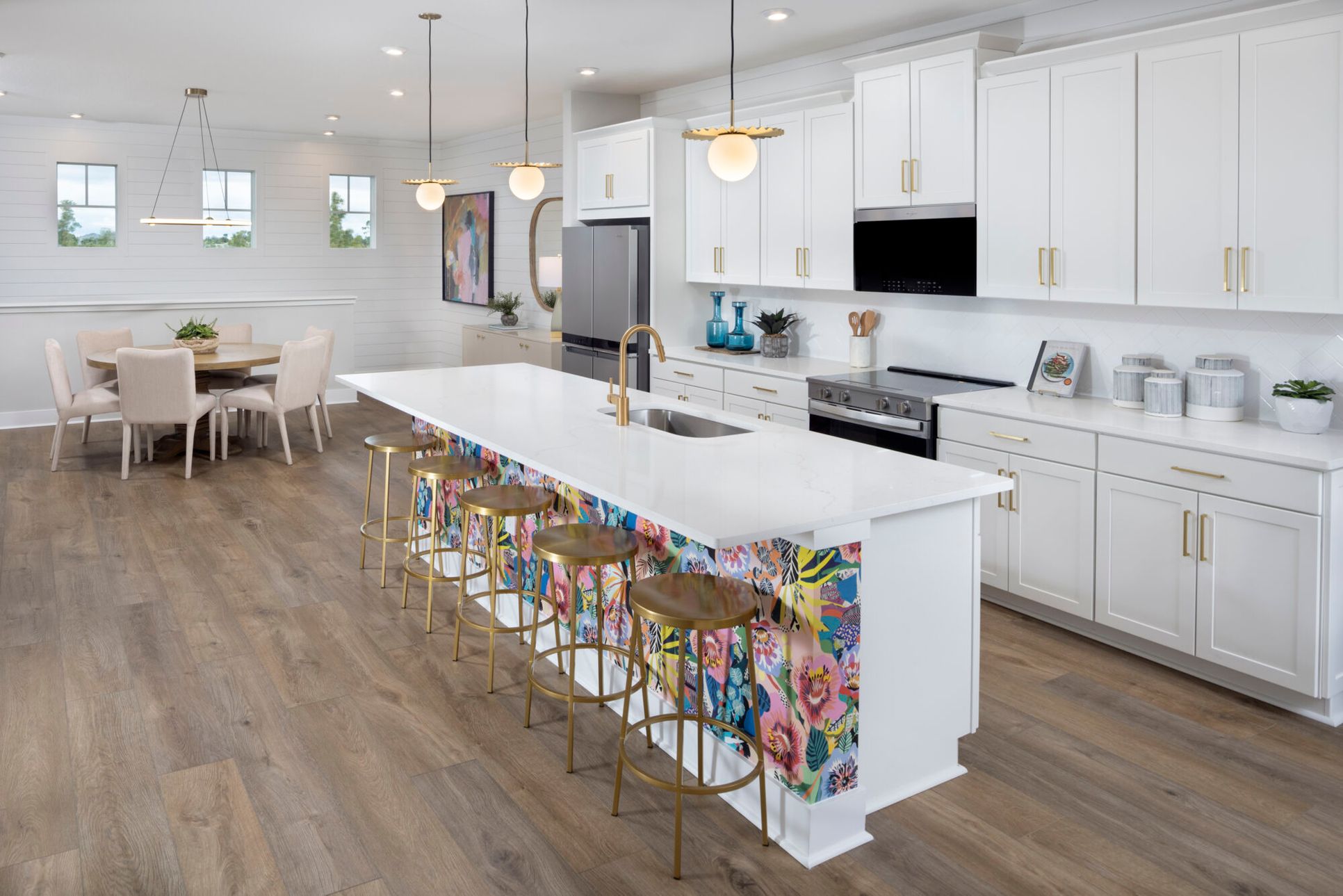 Exterior:Kitchen