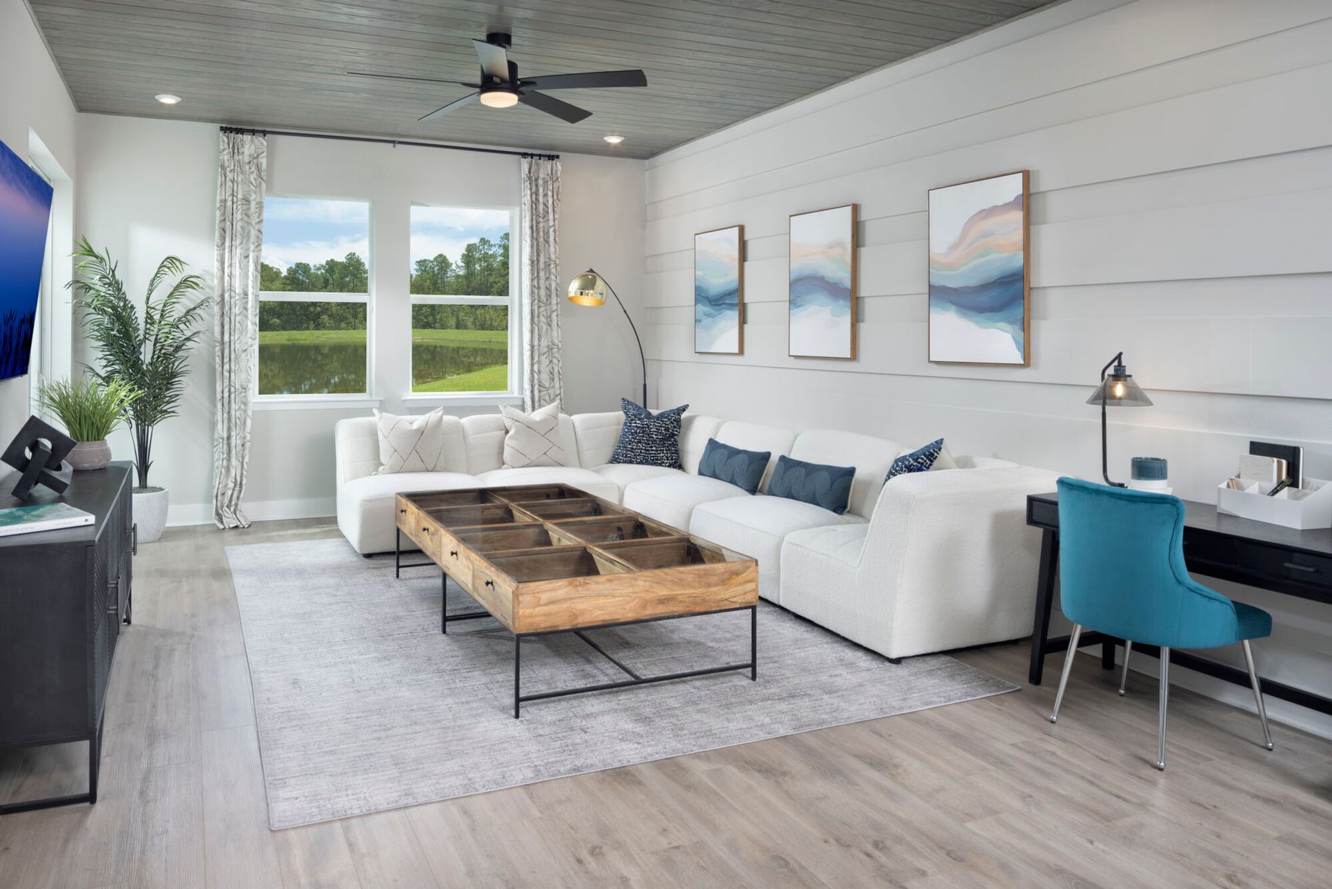 Exterior:Great Room