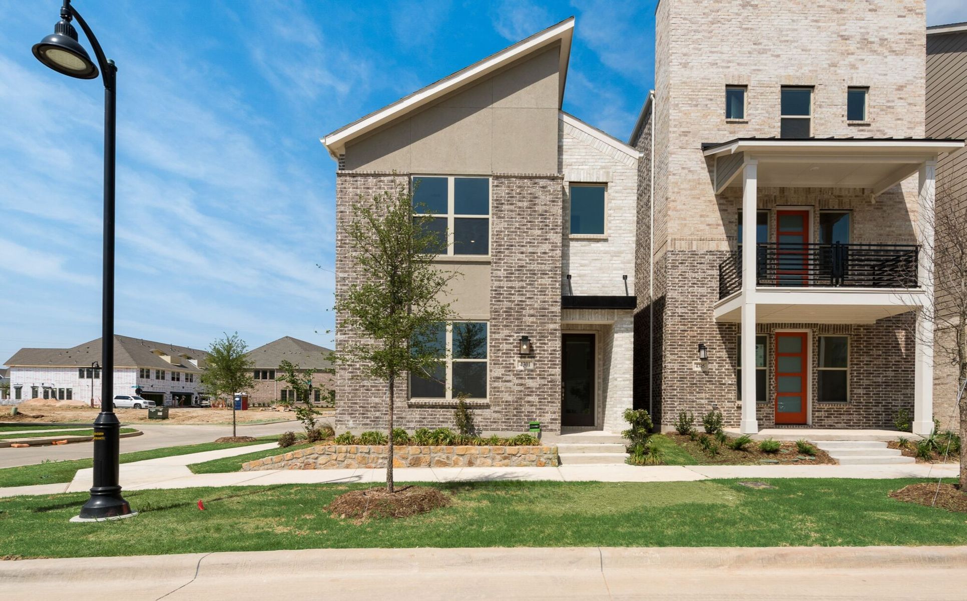 Exterior:Front