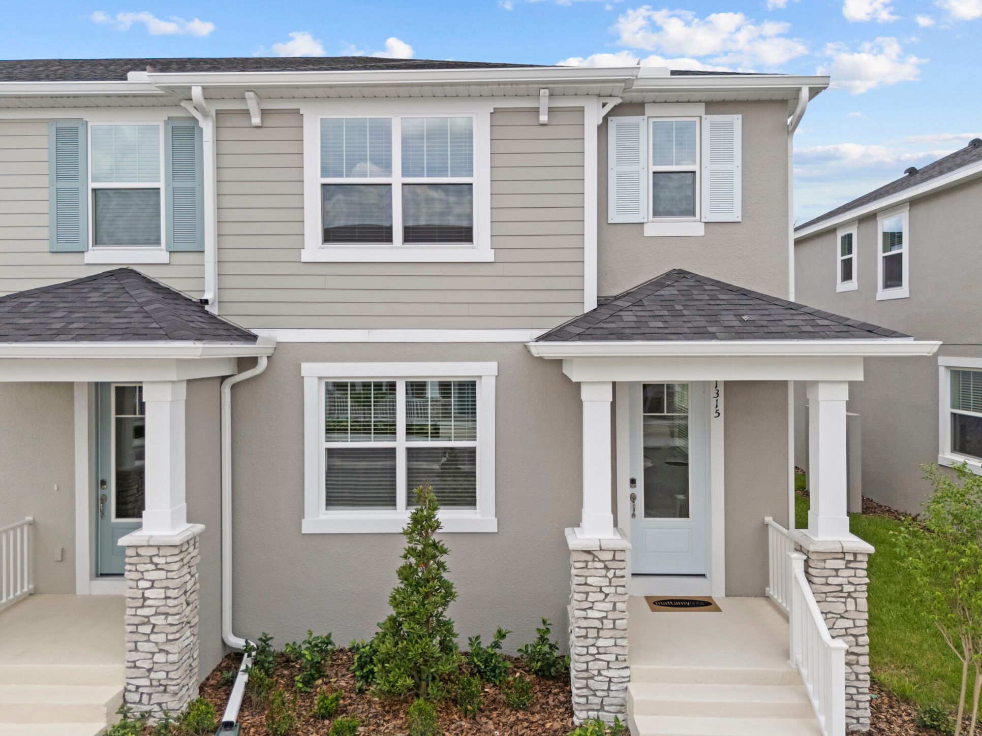 Exterior:Coastal