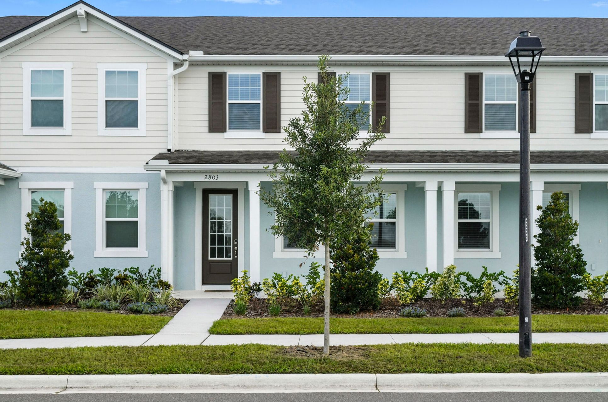 Exterior:Low Country