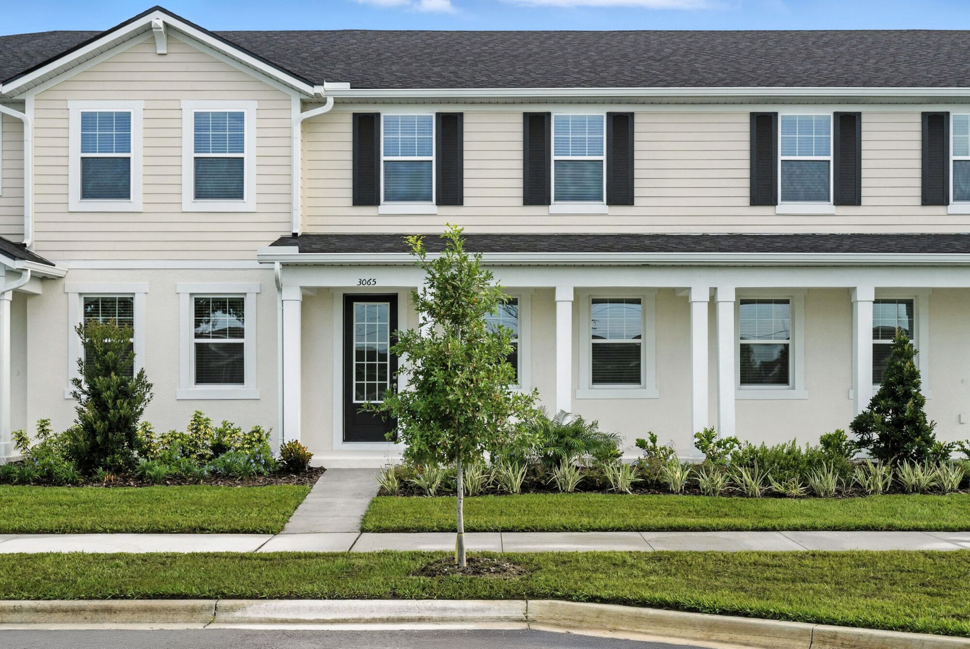Exterior:Low Country