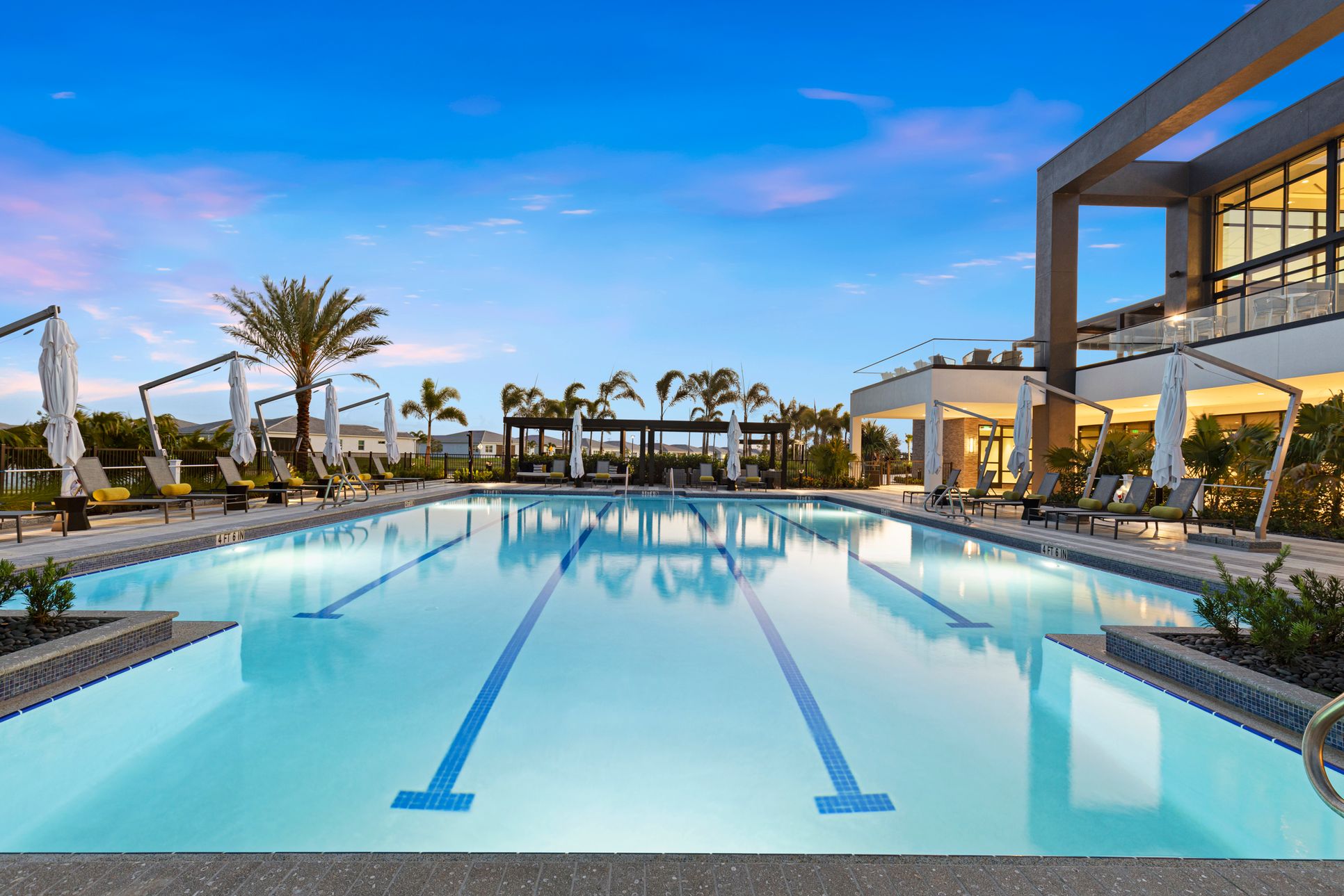 Pool:Telaro Clubhouse