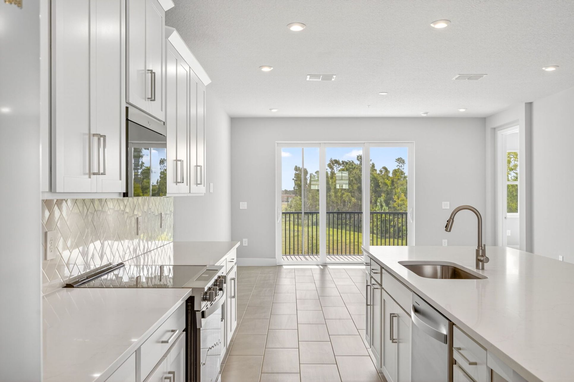 Exterior:Kitchen
