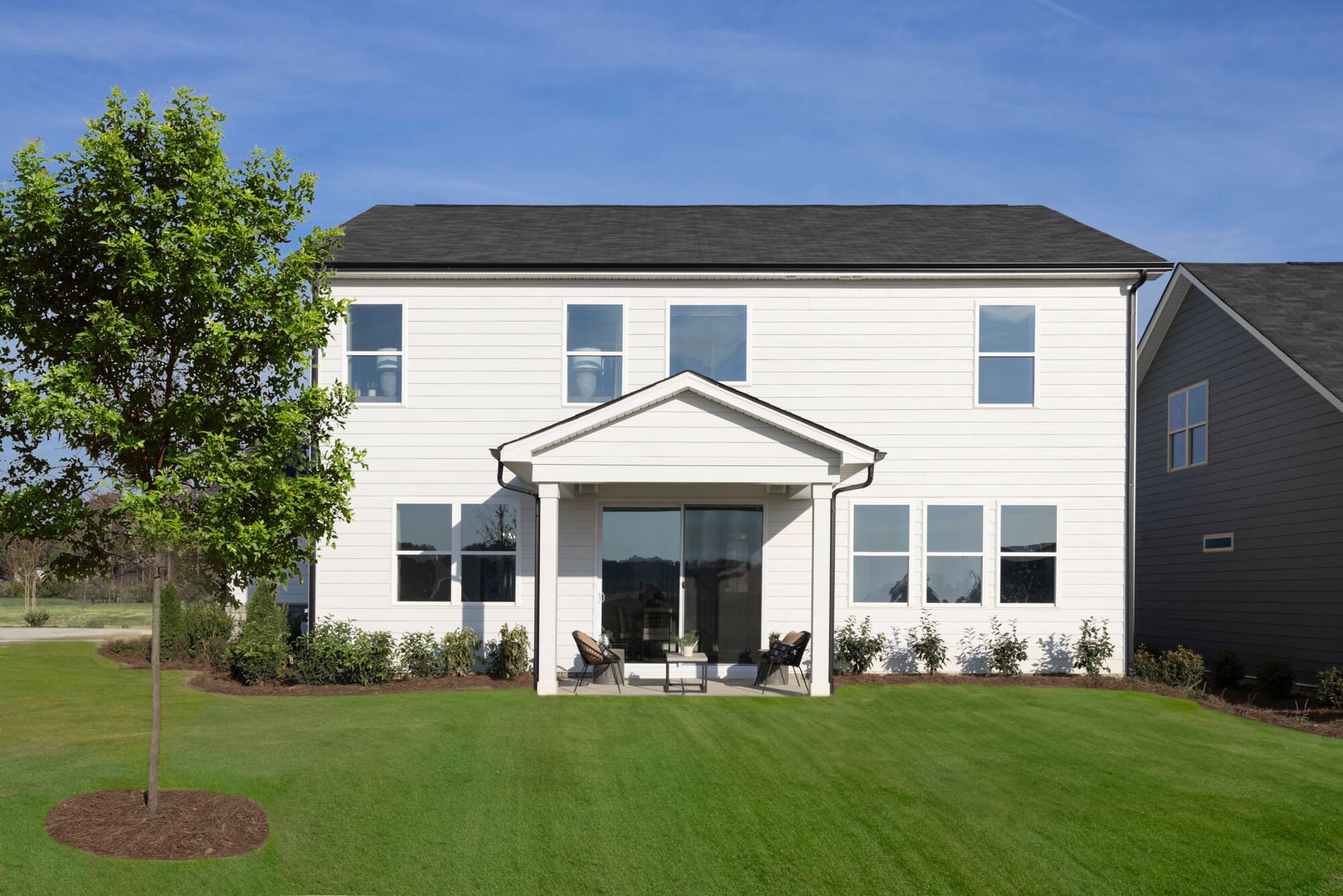 Exterior:Photo representation of the Sequoia plan. Colors, finishes and options will vary.