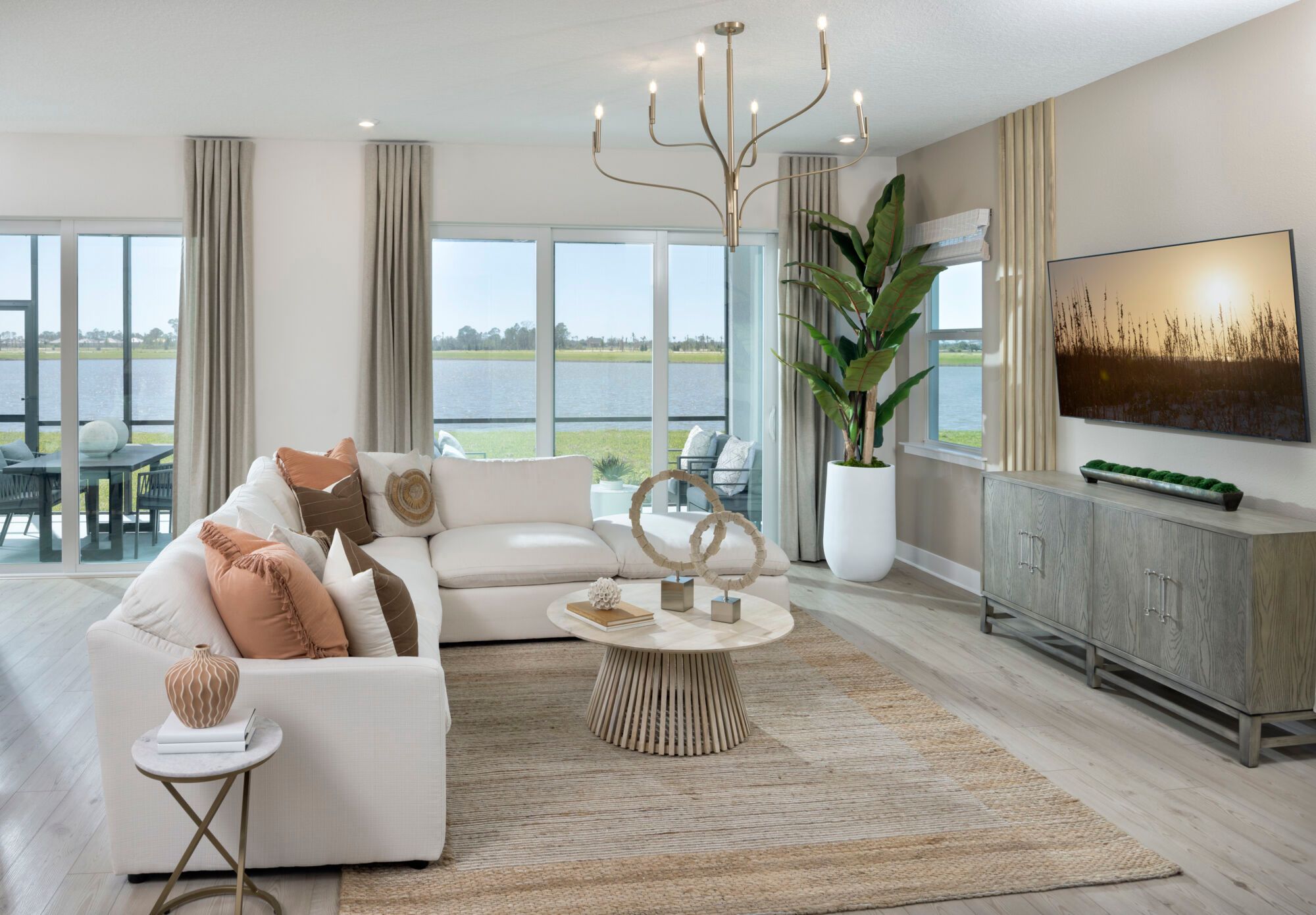 Exterior:Model Home Photography