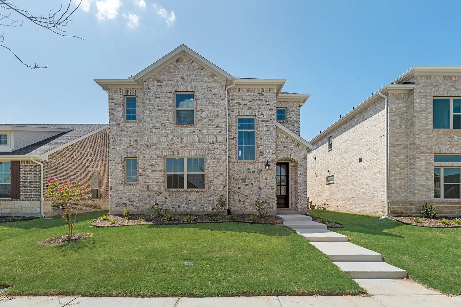 Exterior:The Caddo - Traditional with Stone Elevation