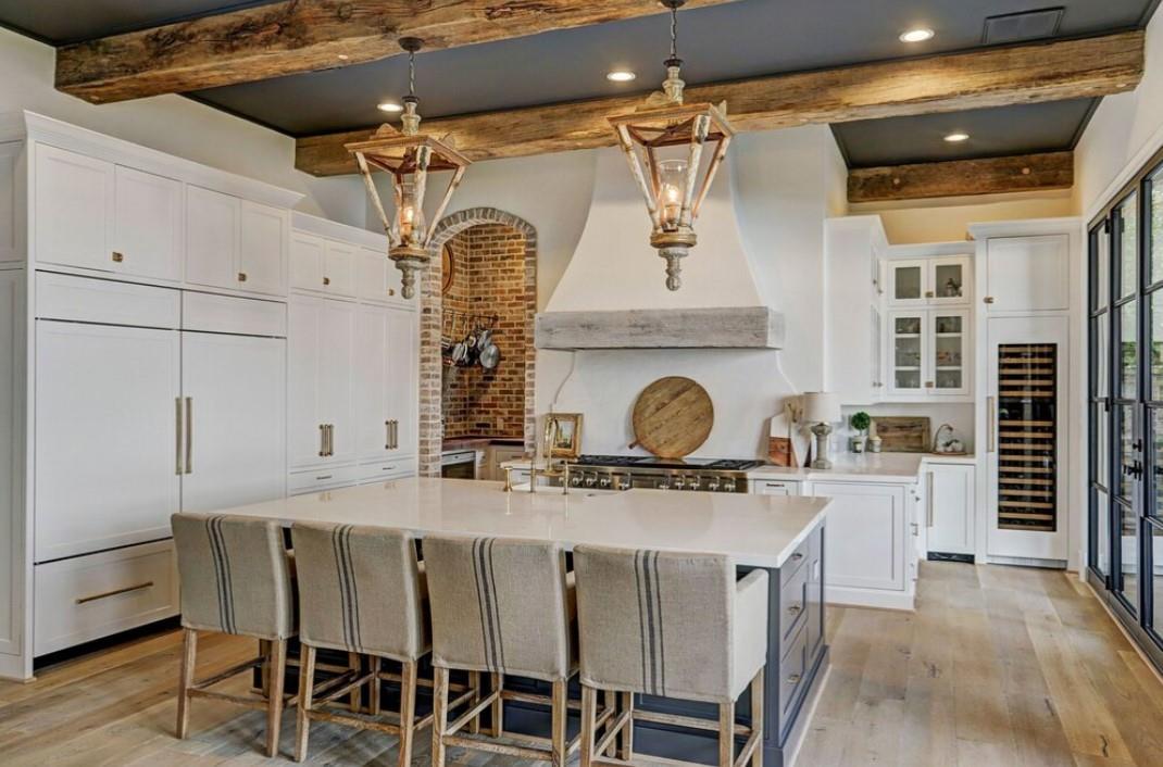 Mc Collum Custom Homes,77024