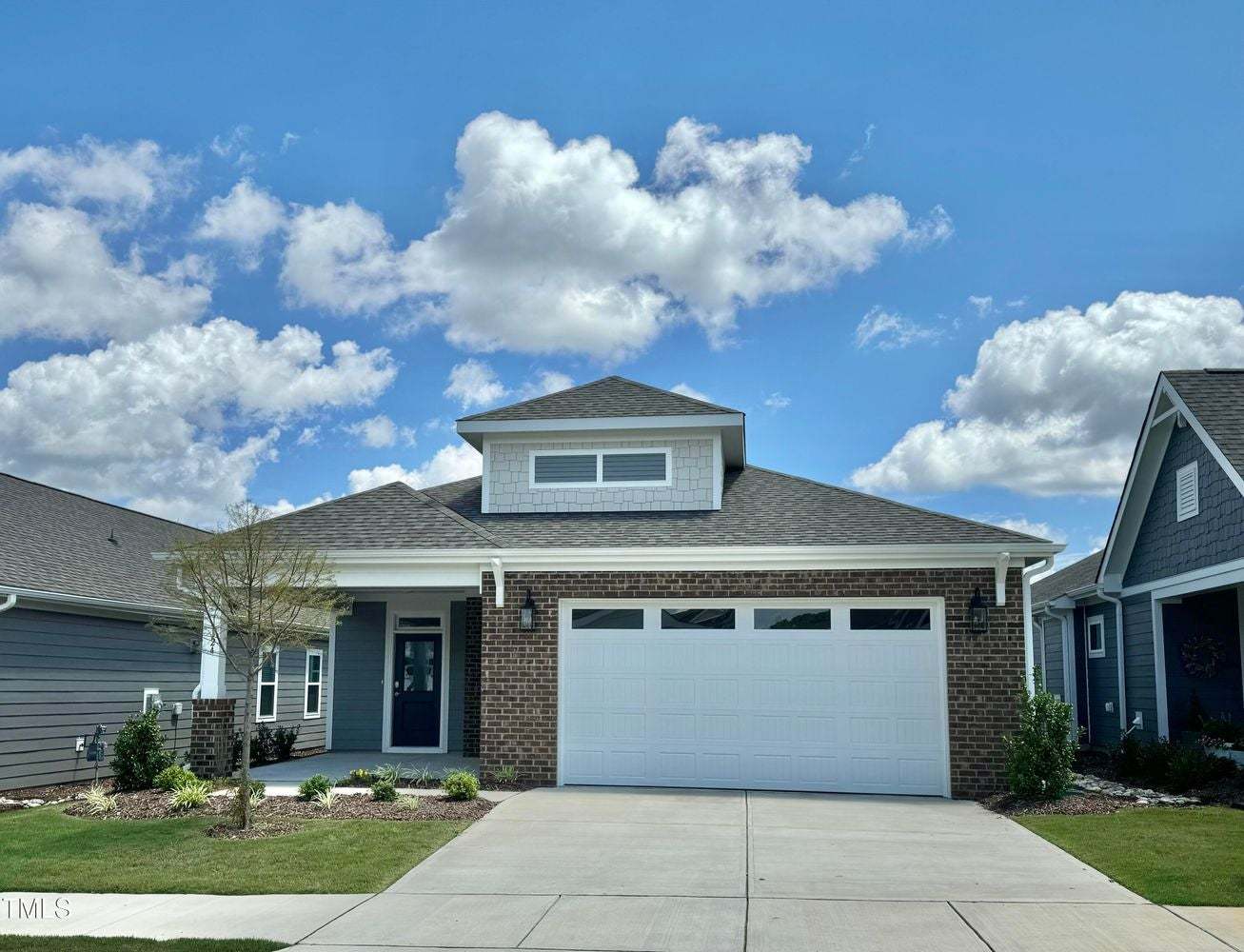Exterior:Sycamore Exterior