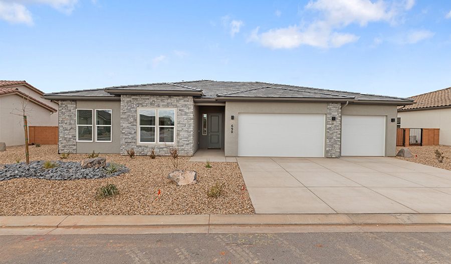 DanielII-18-VistaEstates Exterior:Exterior