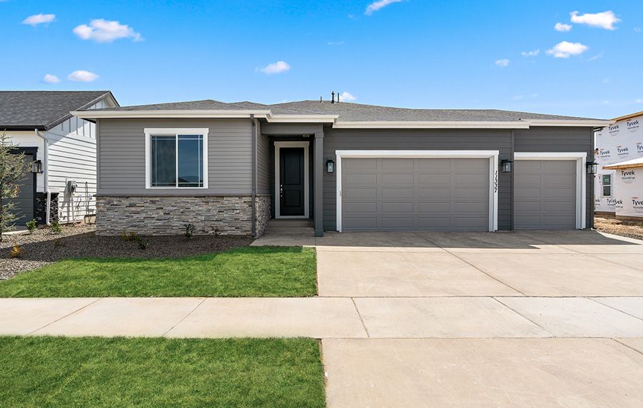 Alexandrite-B921-HopeSprings Exterior:Exterior