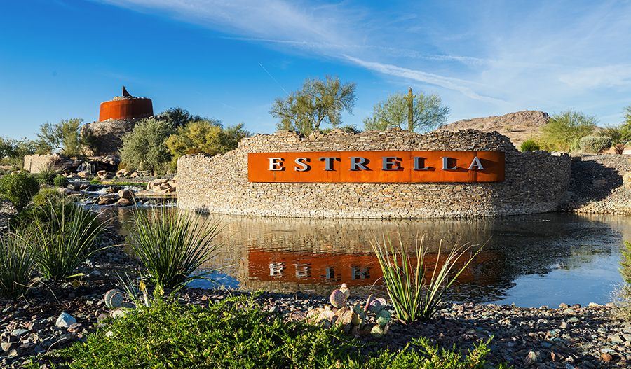 SeasonsAtLucero-PHX-Monument:Estrella Star Tower and Entry Monument