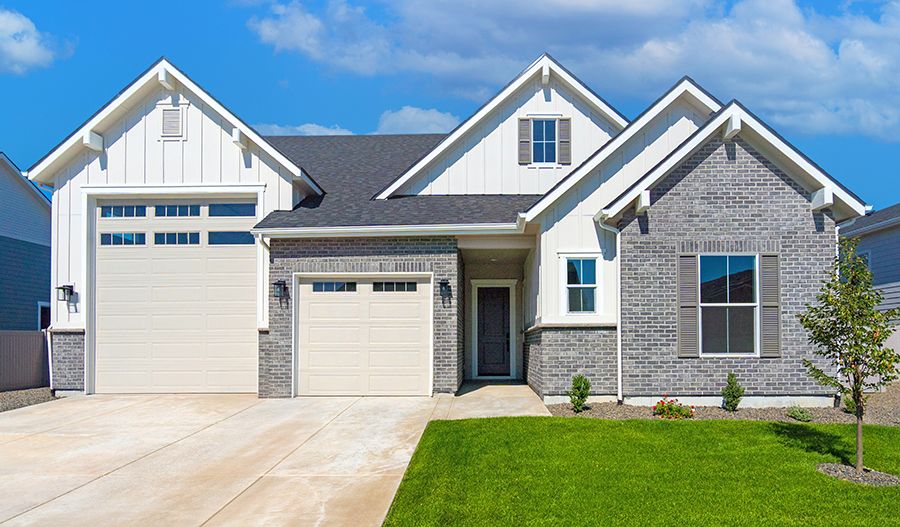 Deacon-B772-IronMountainVista Exterior:Exterior
