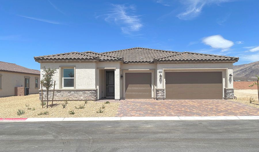 Patterson-Lot42-AmalfiatMountainFalls Exterior:Exterior