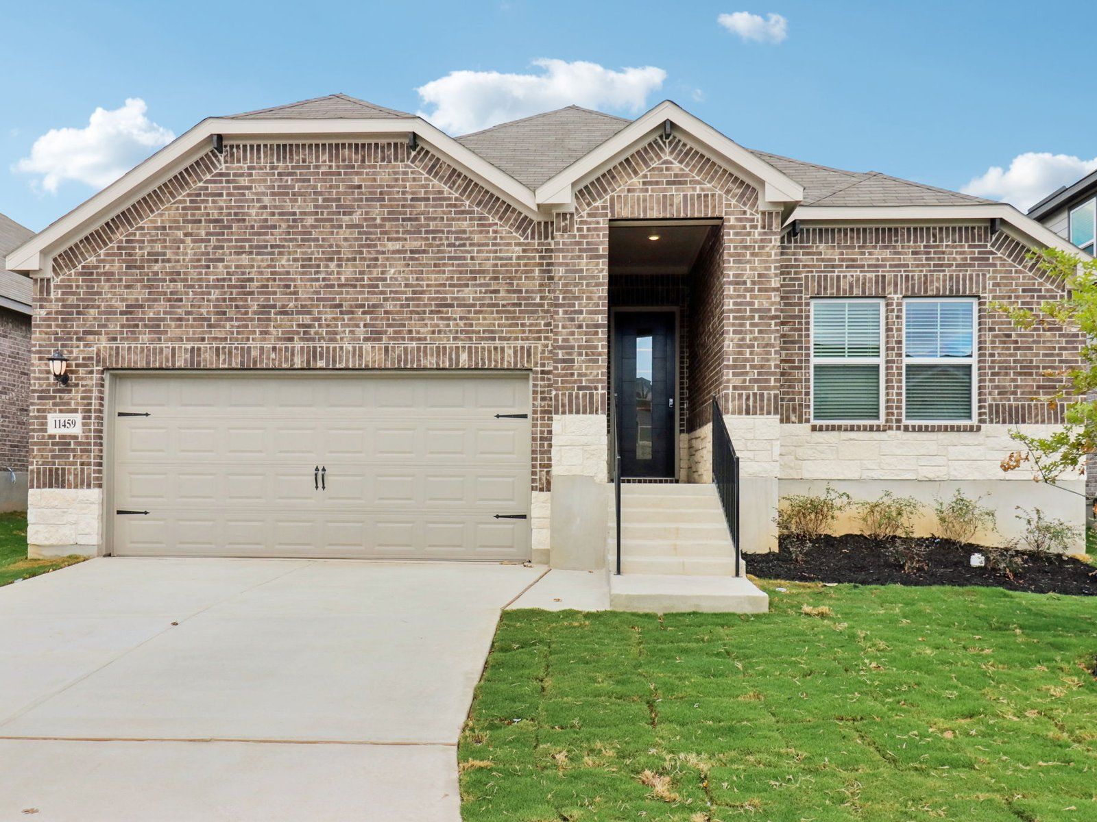 Front Exterior:Front Exterior