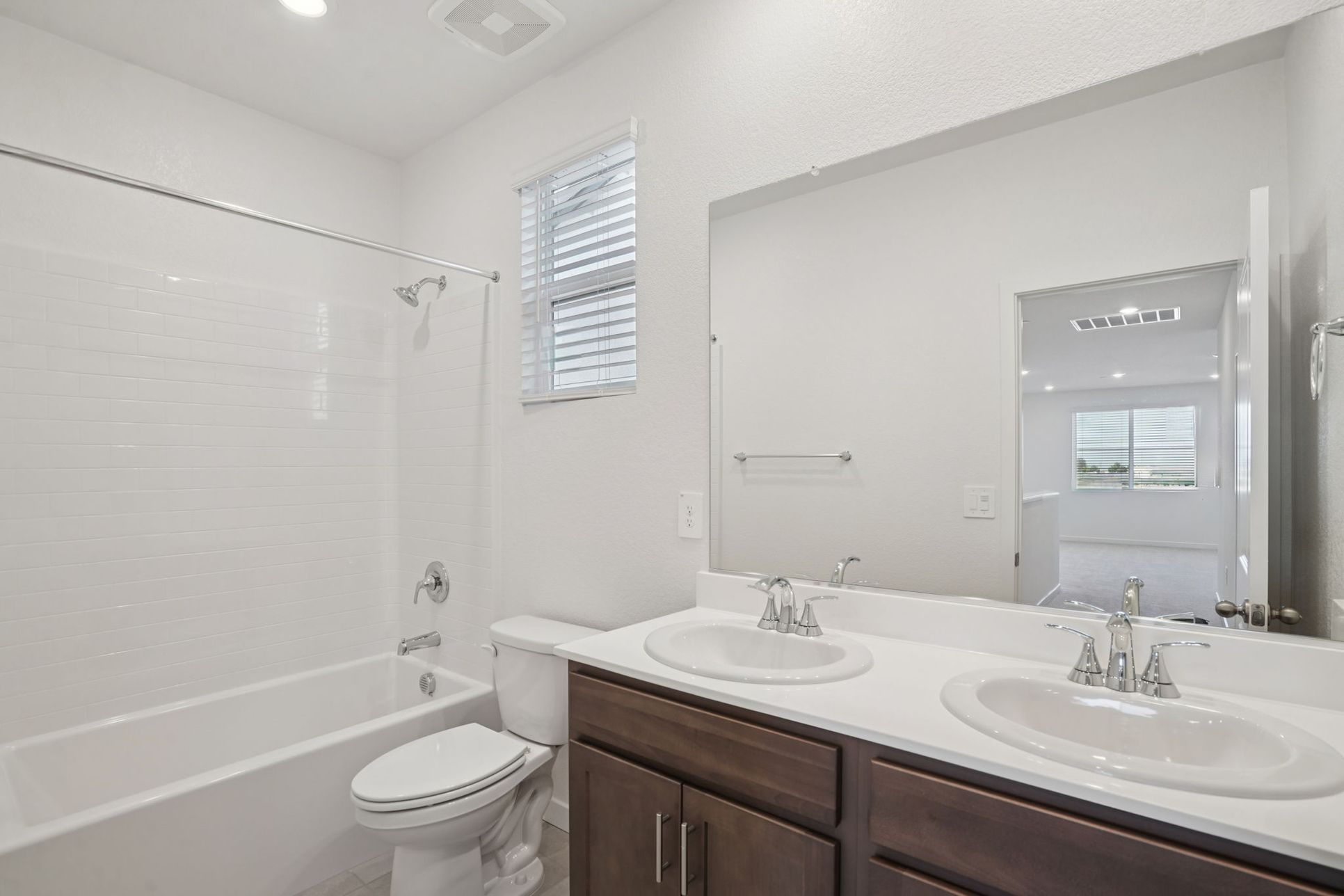 1525 McIntyre St at Monument of Liberty Ranch in Galt, CA.:Bathroom