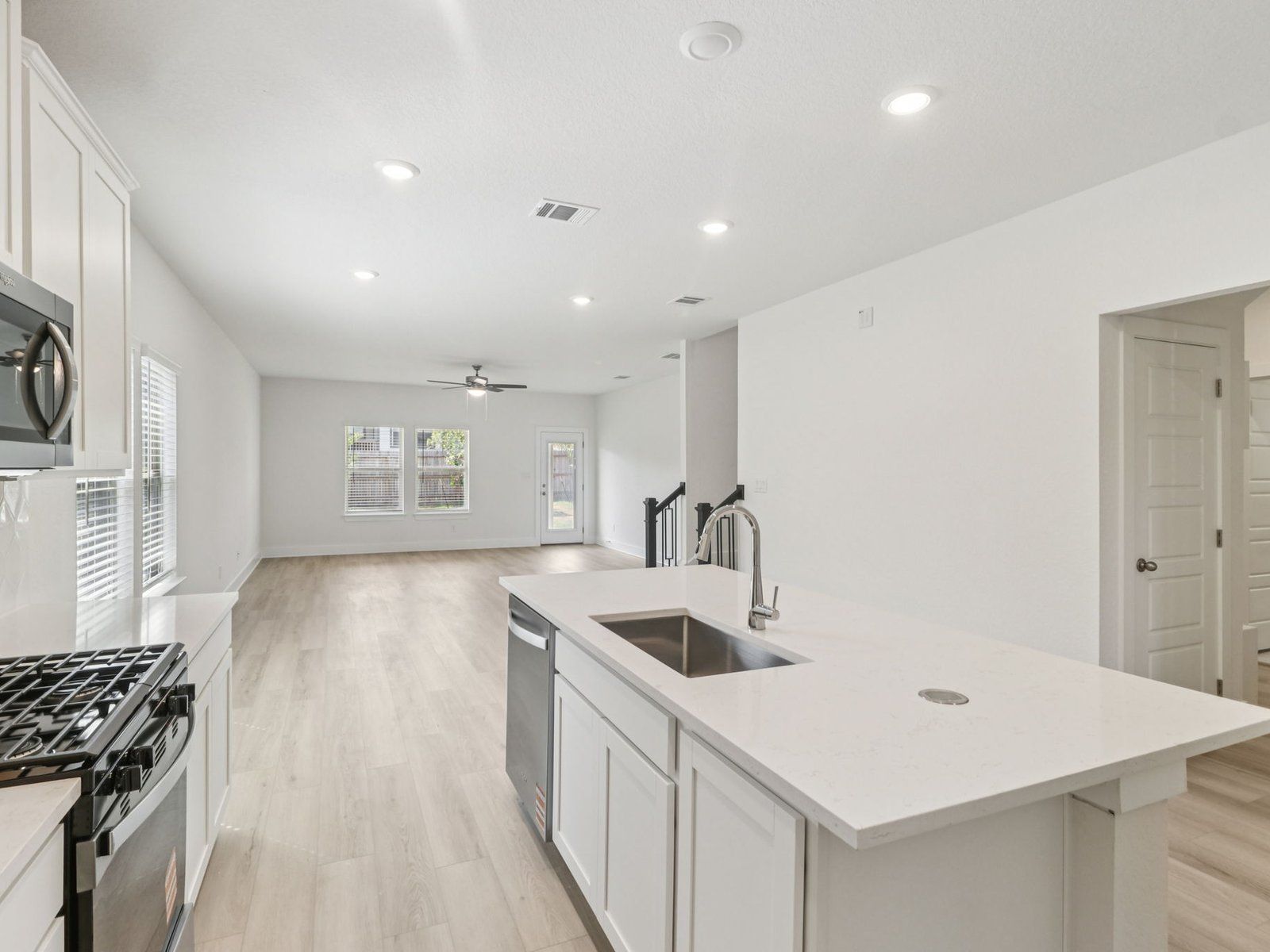 Kitchen:Kitchen in the Matador floorplan at a Meritage Homes community.