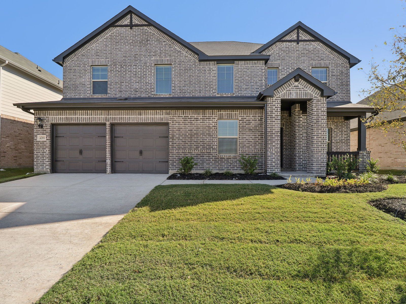 The Oxford floorplan with the Essence interior package.:Front Exterior