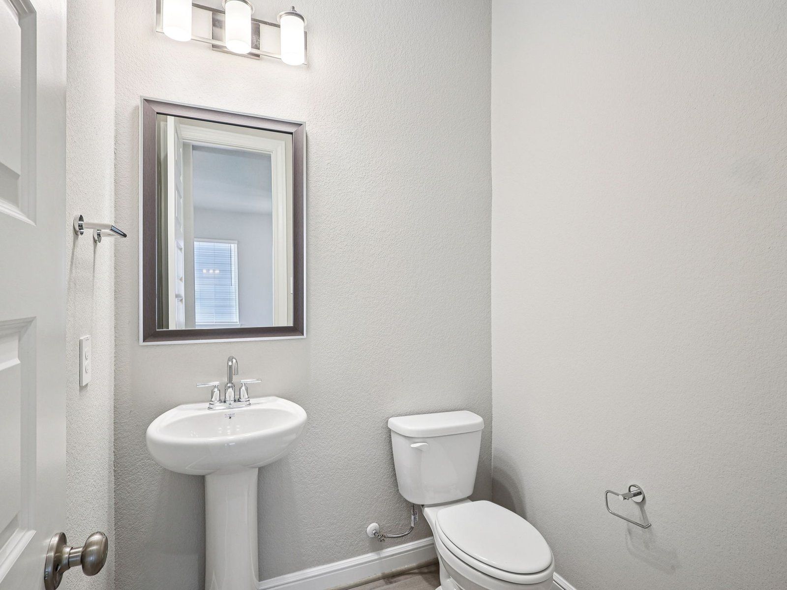 The Villa floorplan in Kemah Crossing of Kemah, TX.:Bathroom