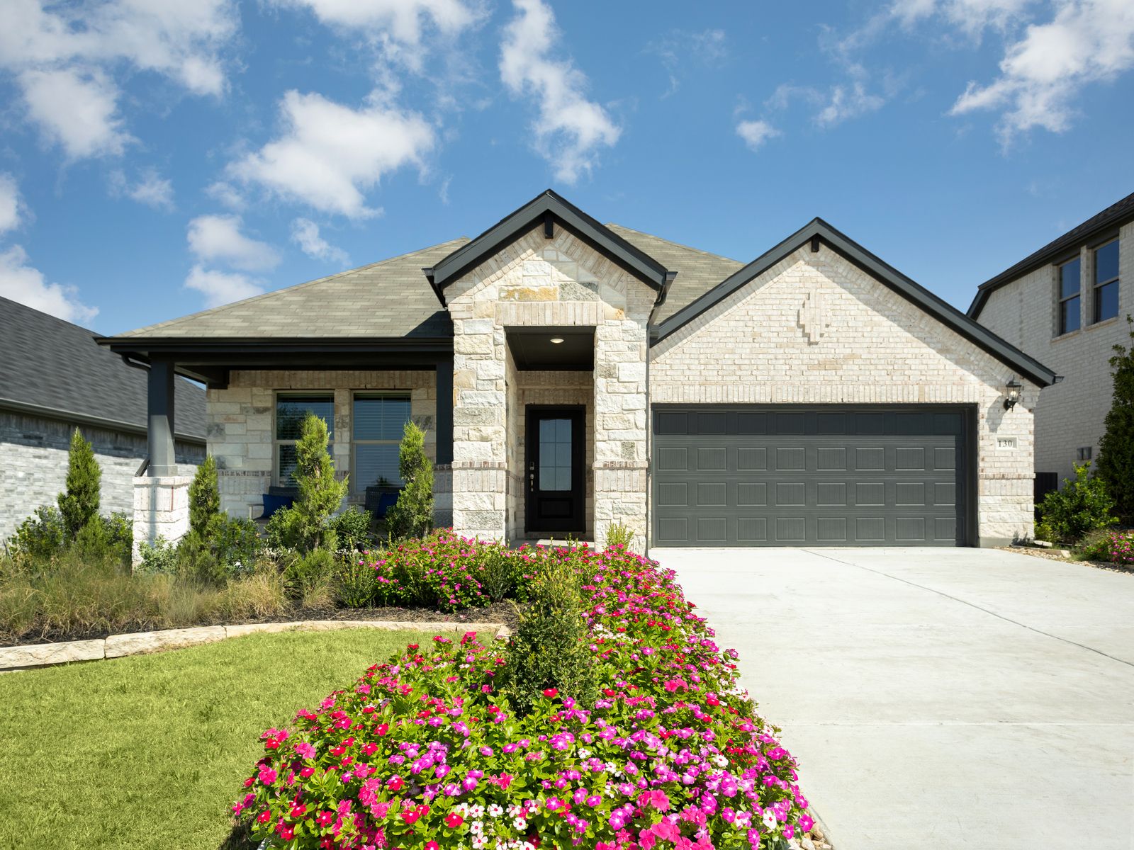 Exterior Photo:Welcome to the Oleander model