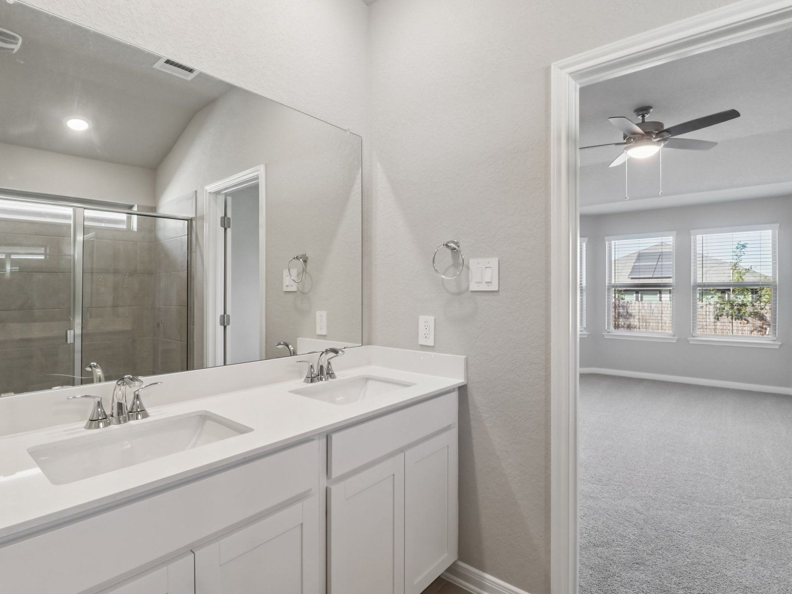 Primary suite bathroom in the Briscoe floorplan at a Meritage Homes community.:Primary Bathroom