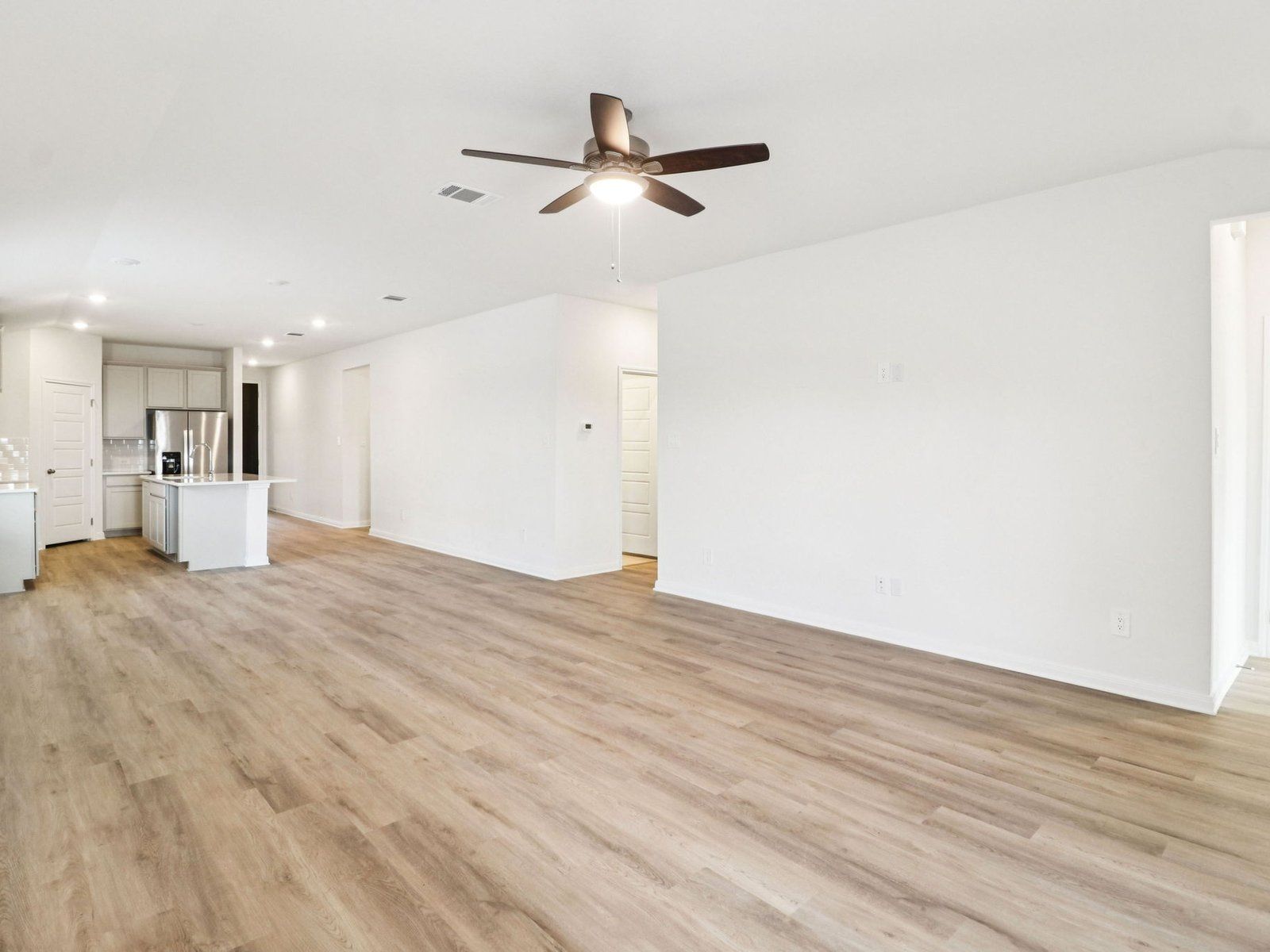Dining room in the Allen floorplan at a Meritage Homes community.:Dining Room