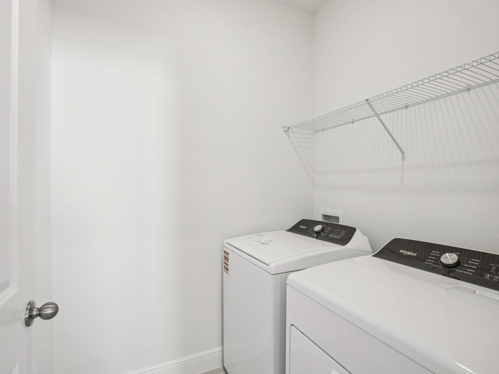 LaundryRoom:LaundryRoom