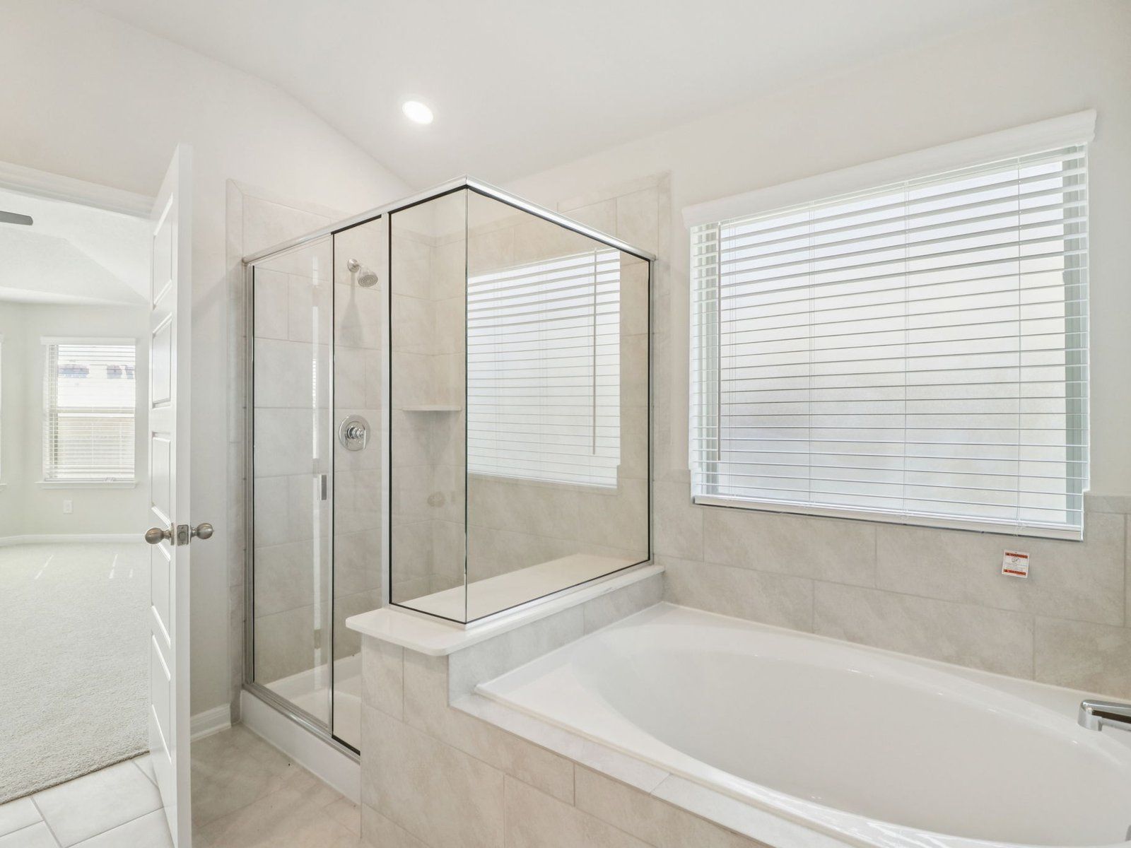 Primary bathroom in the Fitzhugh floorplan at a Meritage Homes community.:Primary Bathroom