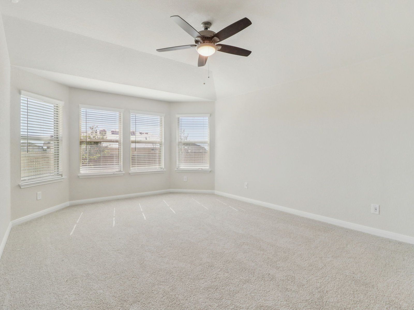 Primary suite in the Fitzhugh floorplan at a Meritage Homes community.:Primary Suite