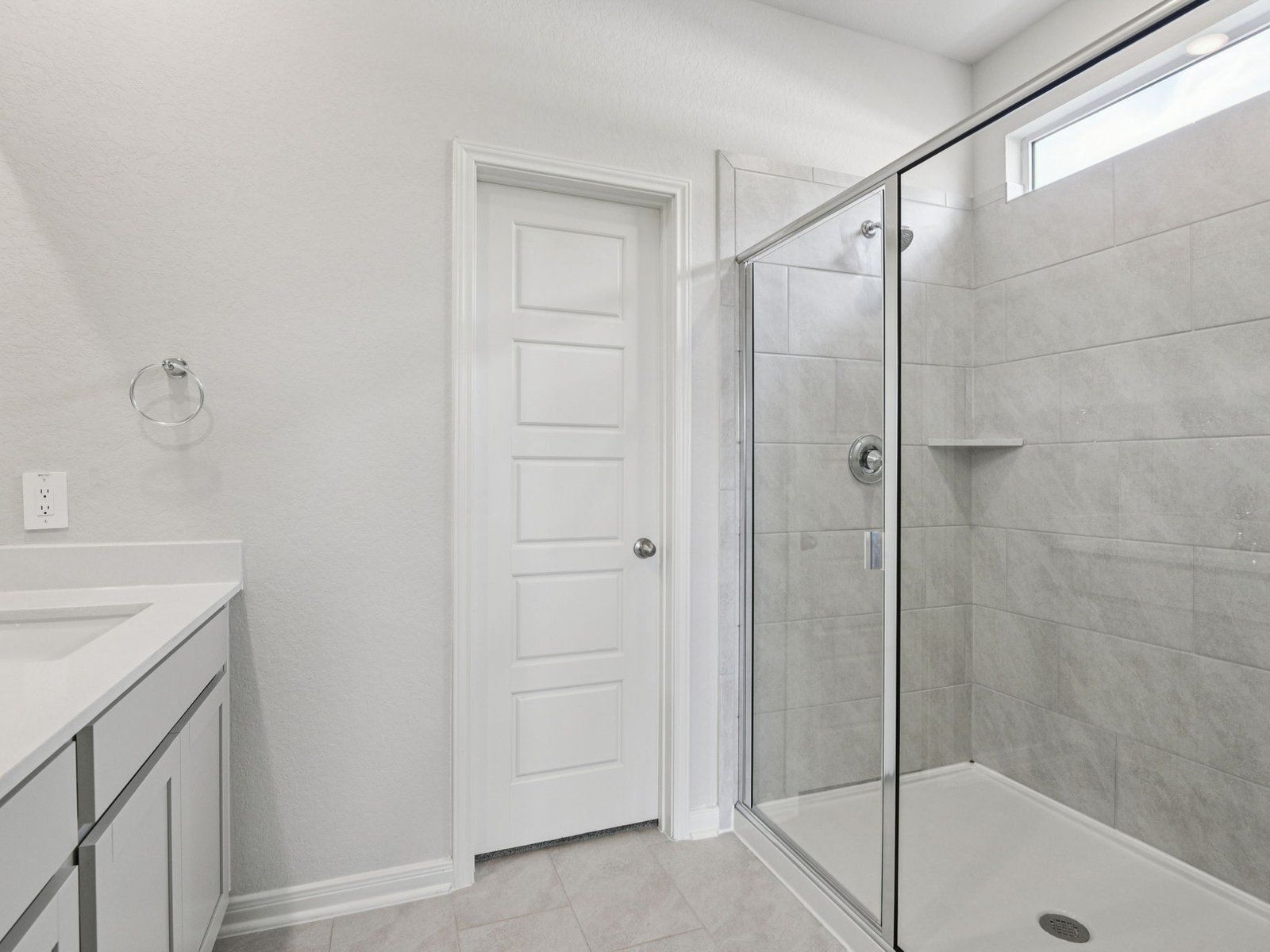 Primary suite bathroom in the Medina floorplan at a Meritage Homes community.:Primary Suite Bathroom