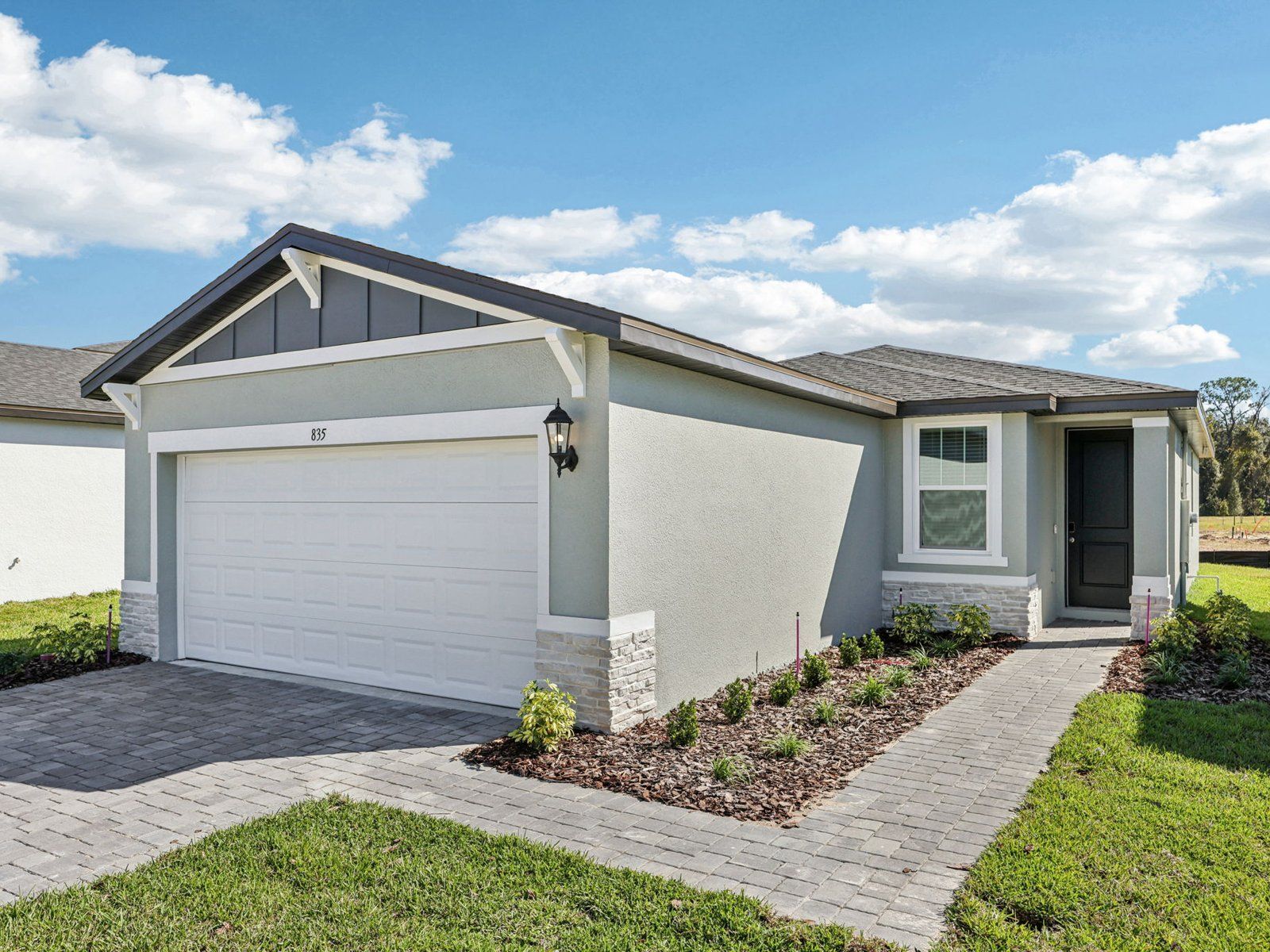 Front exterior:Front exterior
