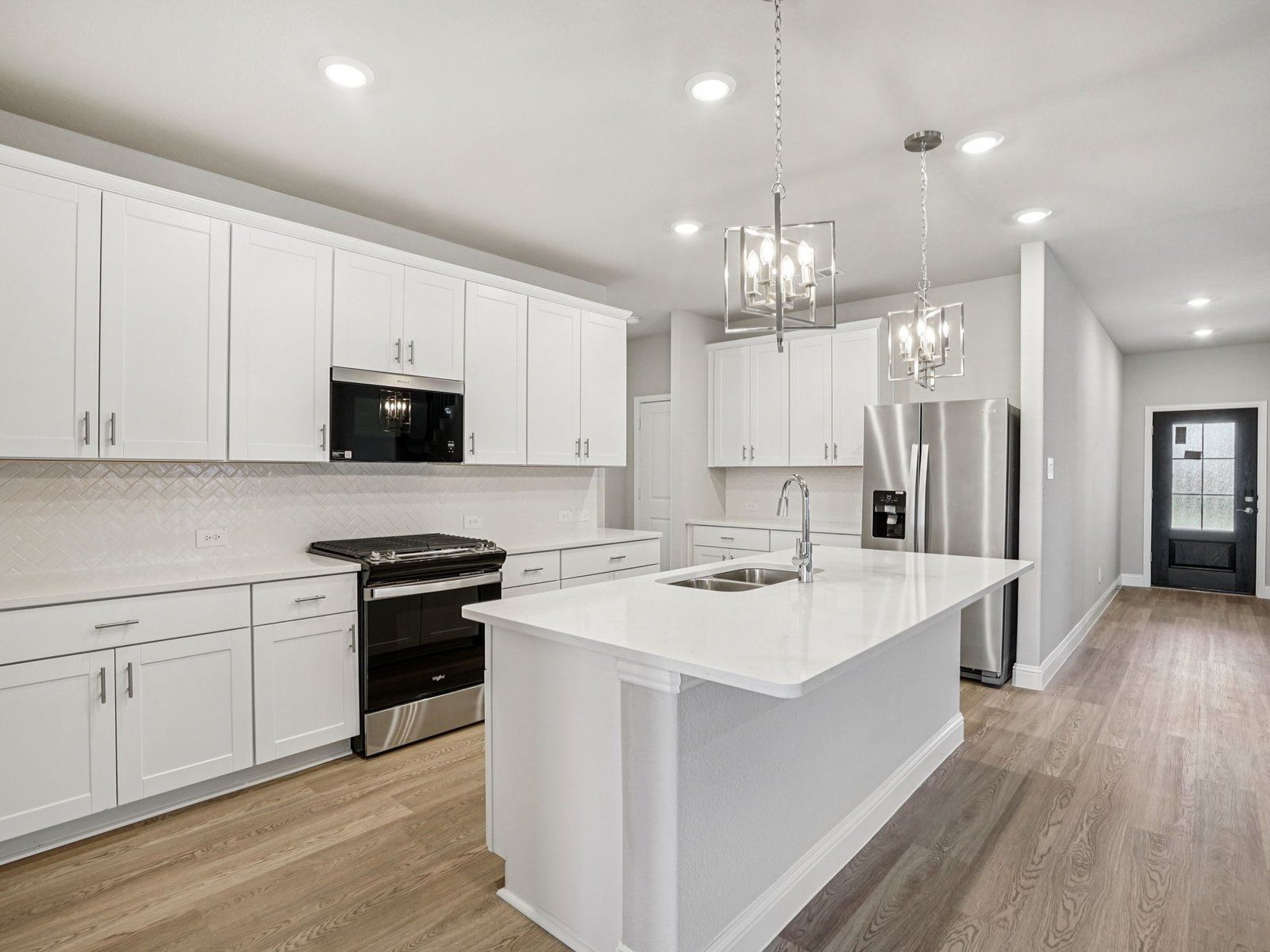 The Beckley floorplan with the Divine interior package.:Kitchen