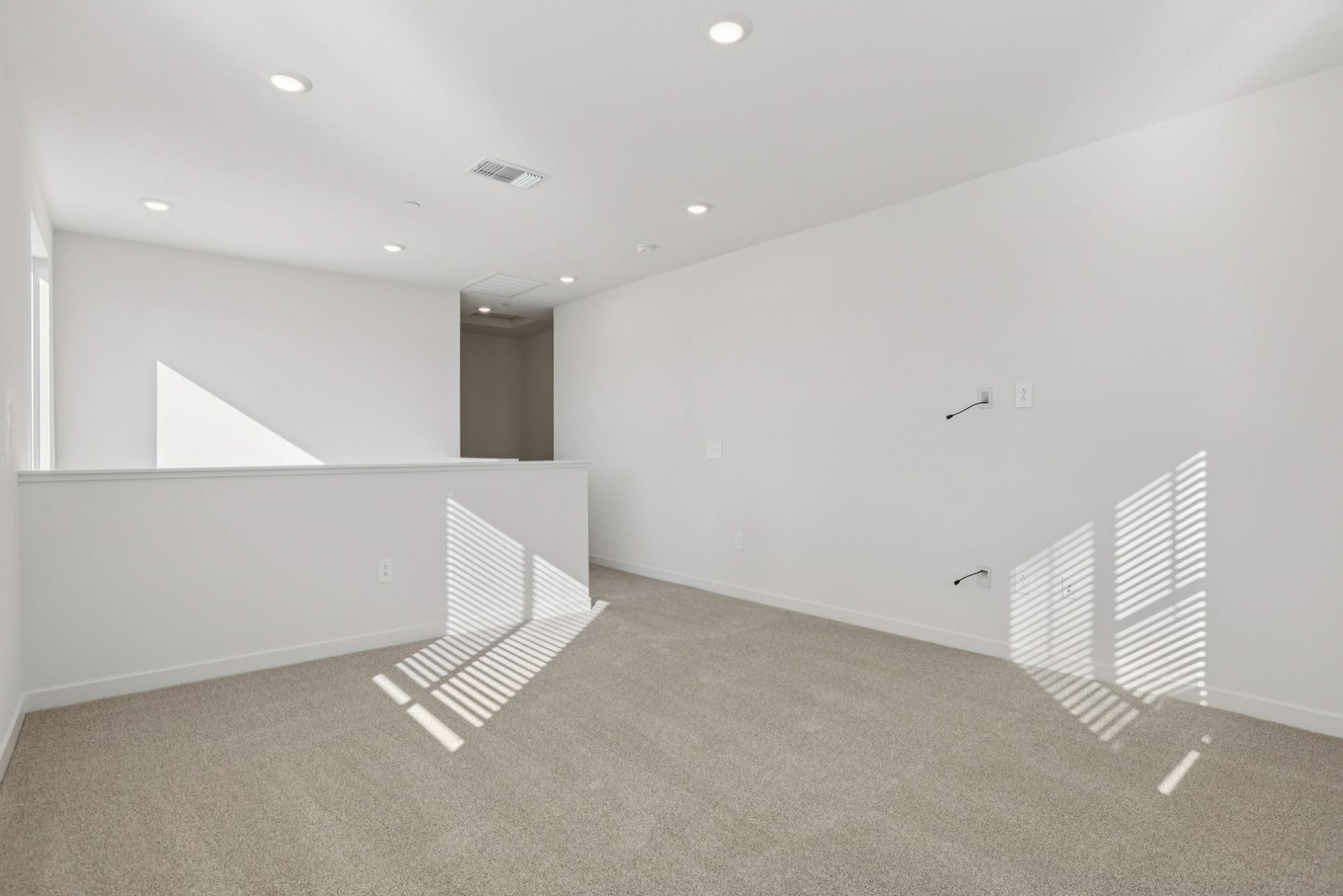 2319 Admiral Court at Casacala in Brentwood, CA.:Loft