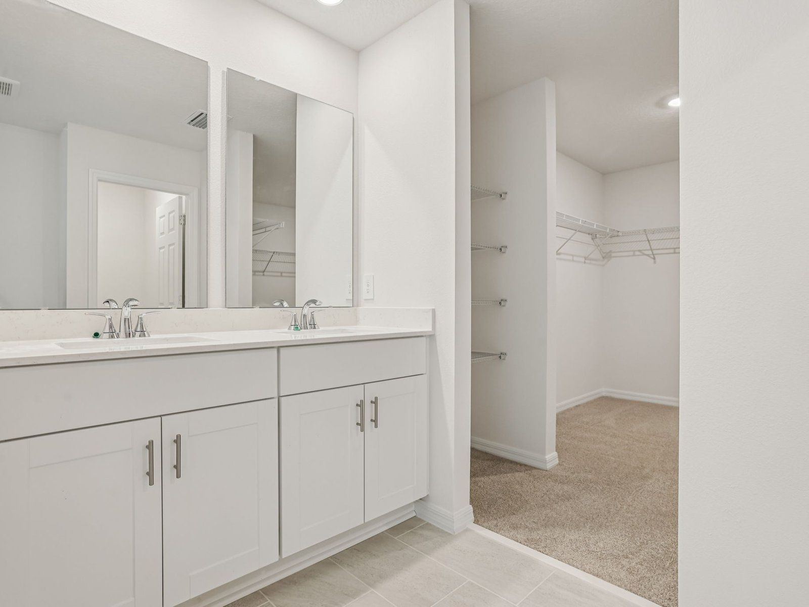 Primary bathroom:Primary bathroom