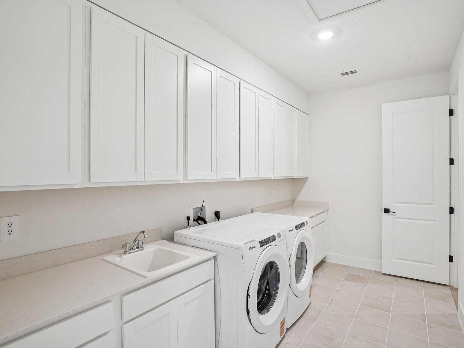 Laundry Room:Laundry Room