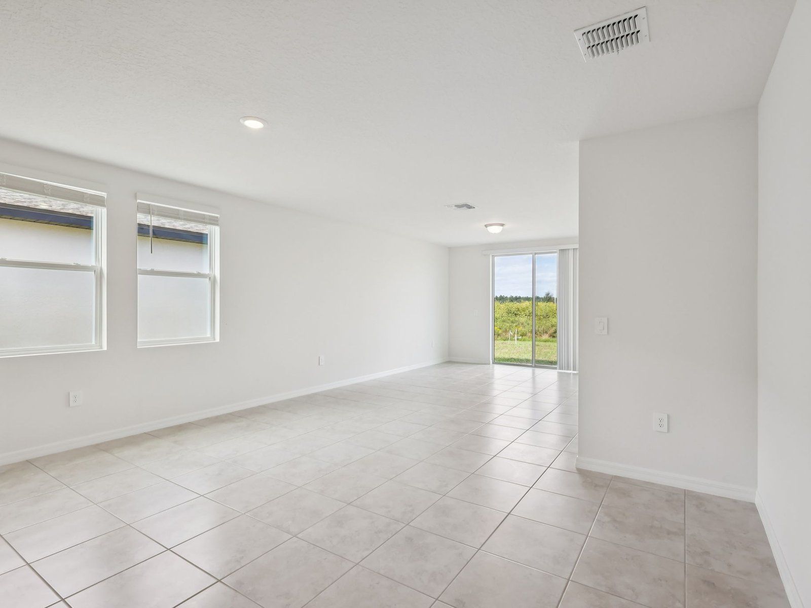 The Daphne floorplan at 4023 Copperleaf Lane.:Great Room
