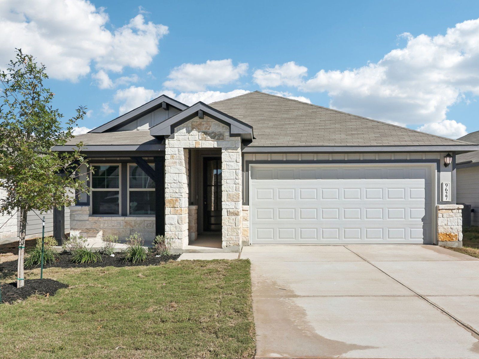 Front Exterior:Front Exterior