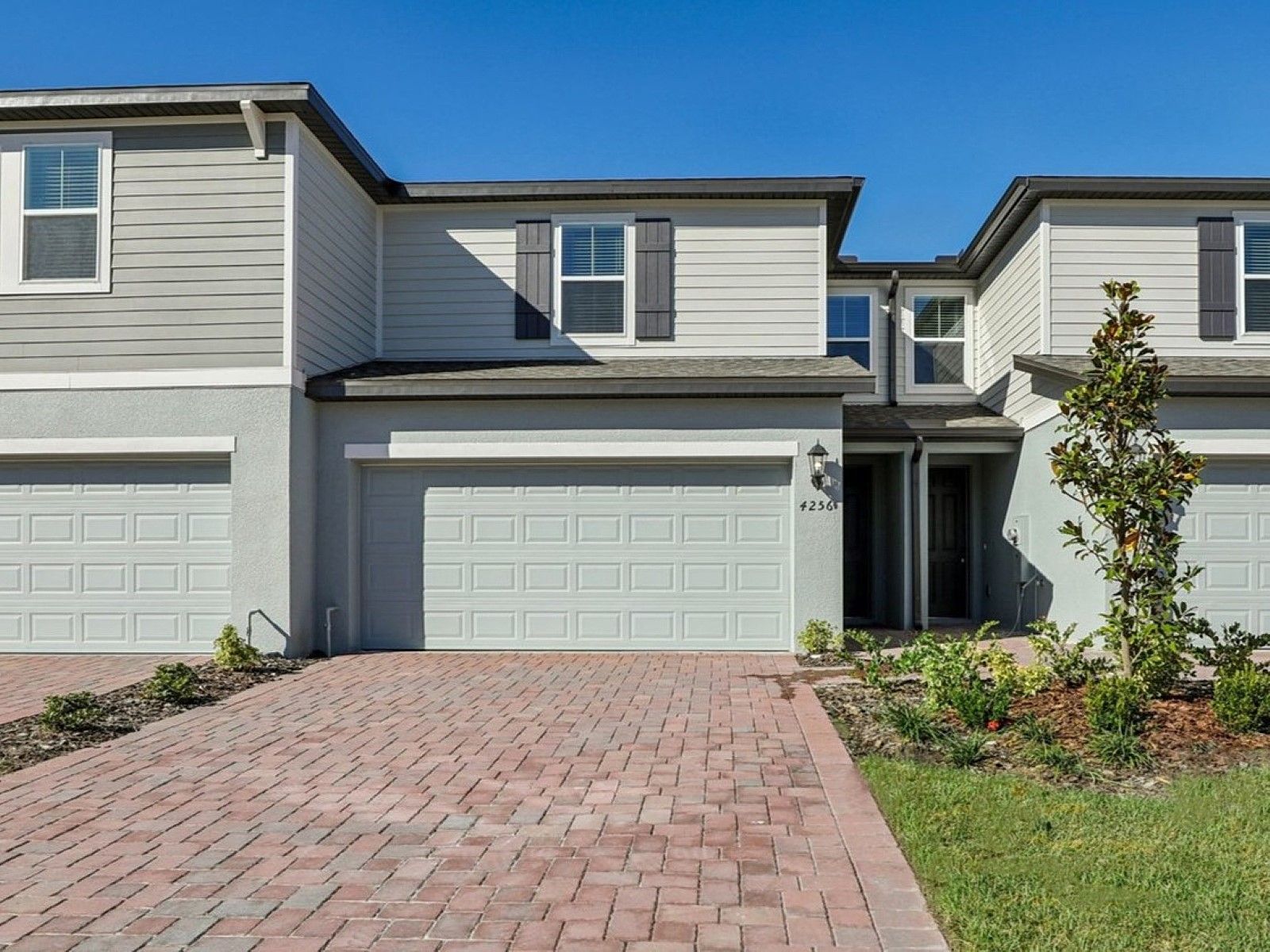 Front Exterior:Front Exterior