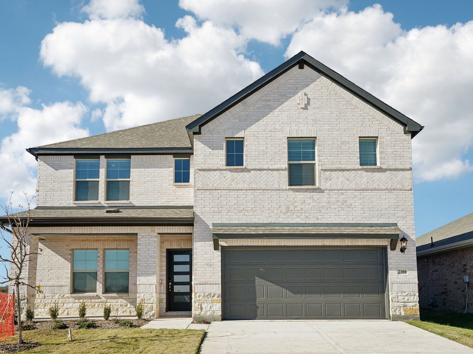 Front Exterior:Front Exterior