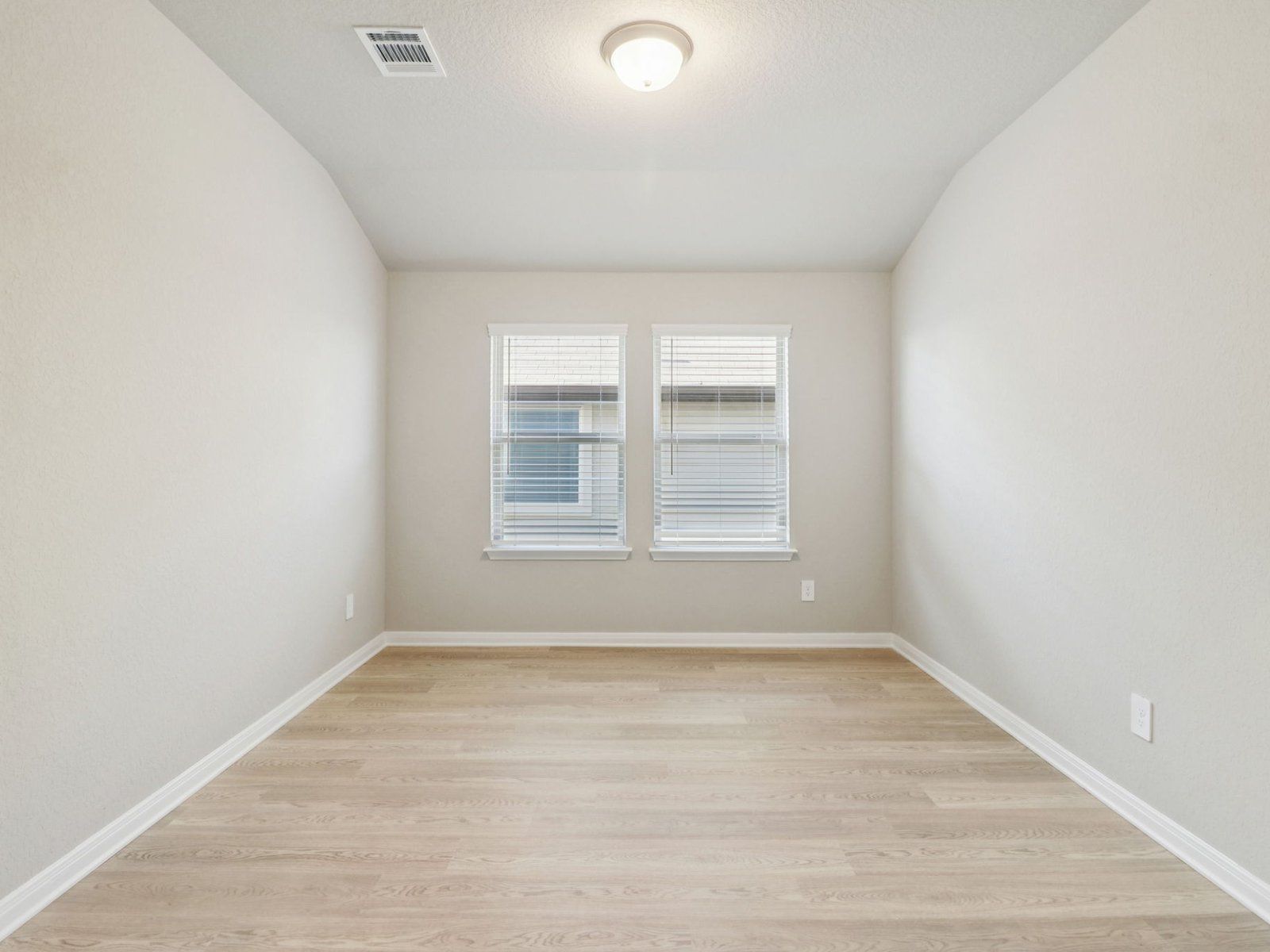 Dining Room:Dining Room