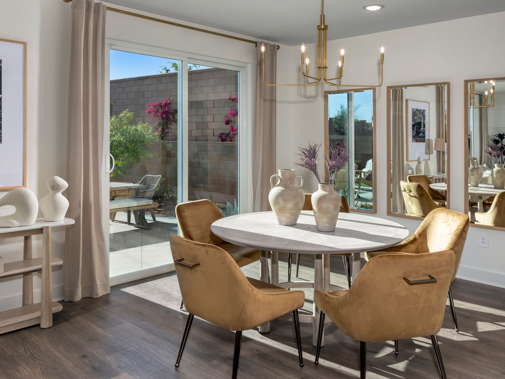 Dining Room:Dining Room