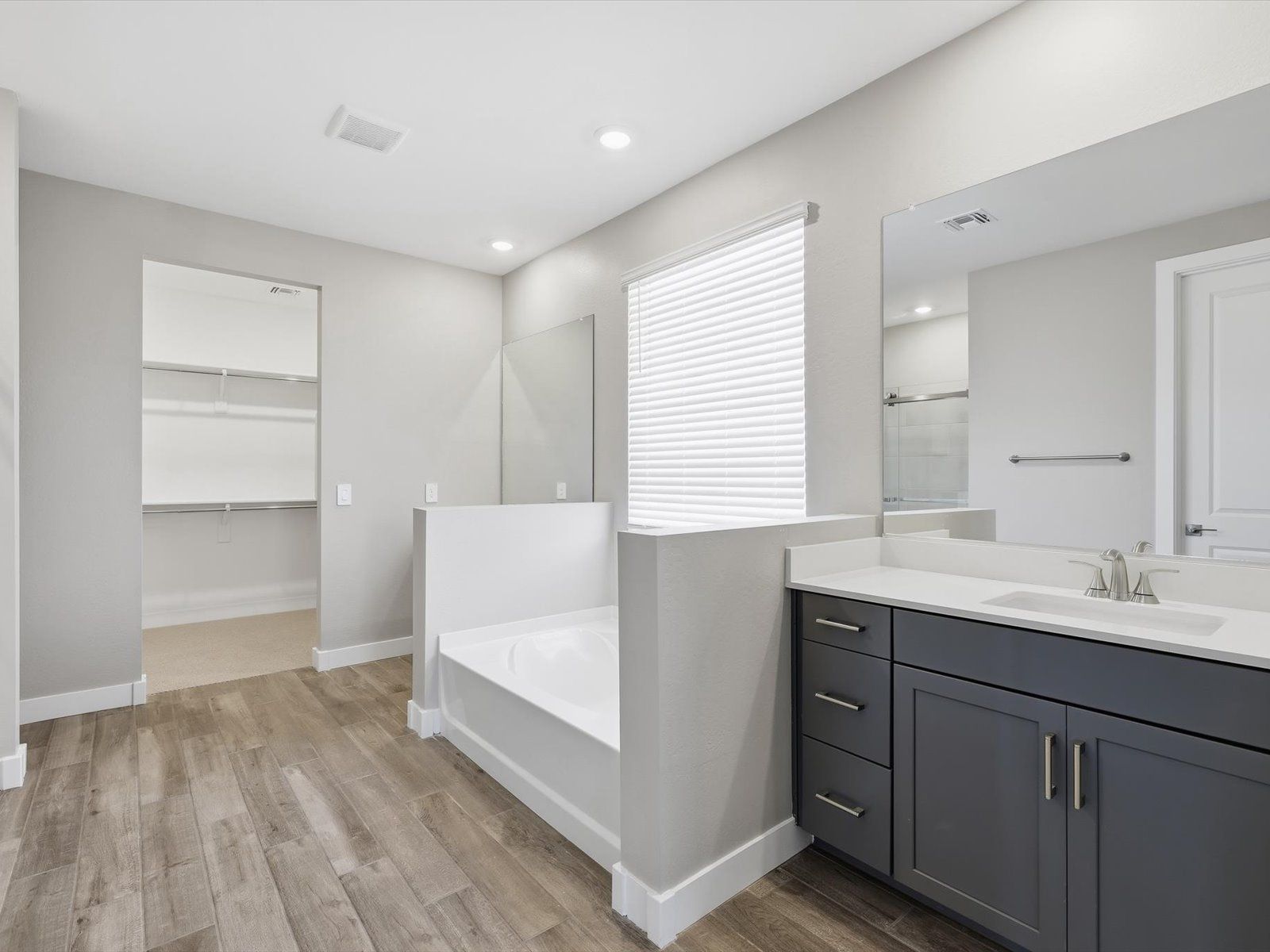 Primary Bathroom:Primary Bathroom