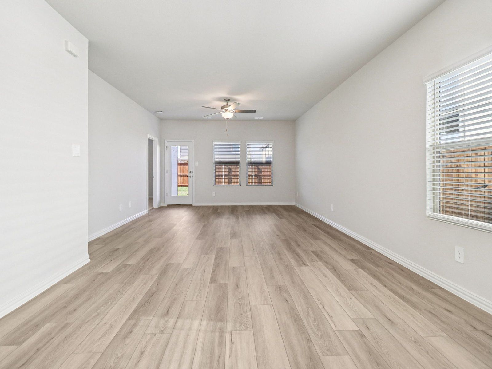 Dining Room + Living Room:Dining Room + Living Room