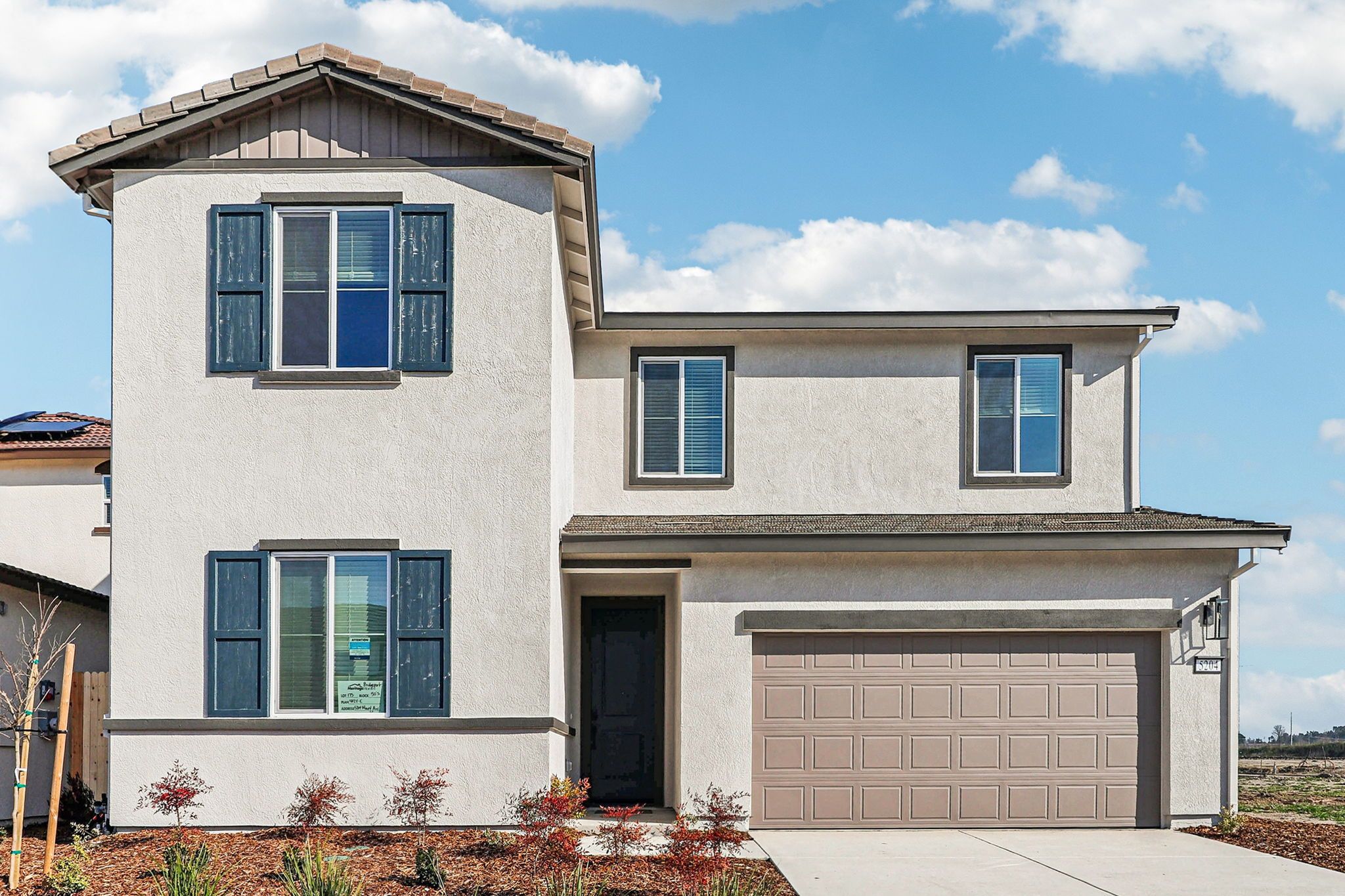 Front Exterior:Front Exterior