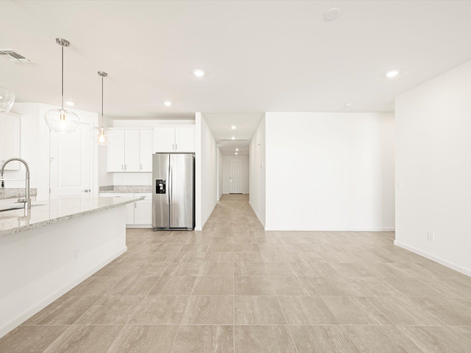 Living Area:Living Area