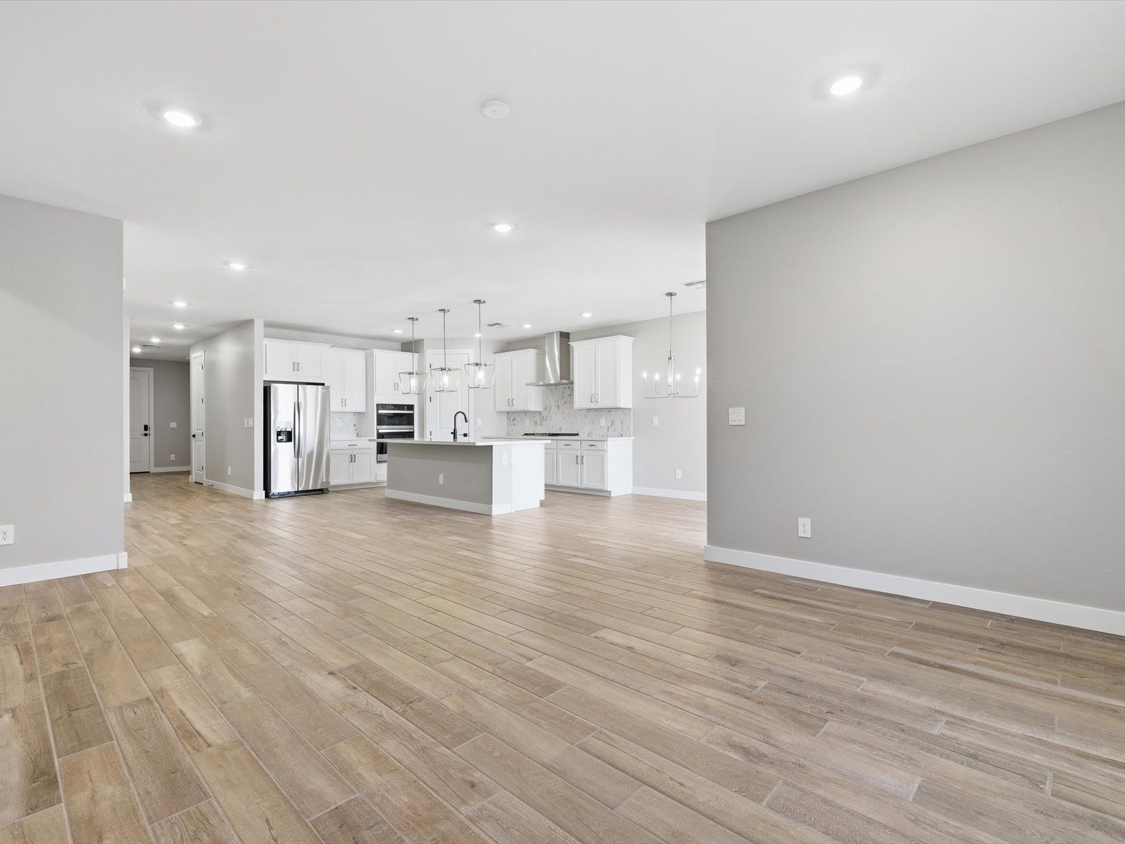 Living Area:Living Area