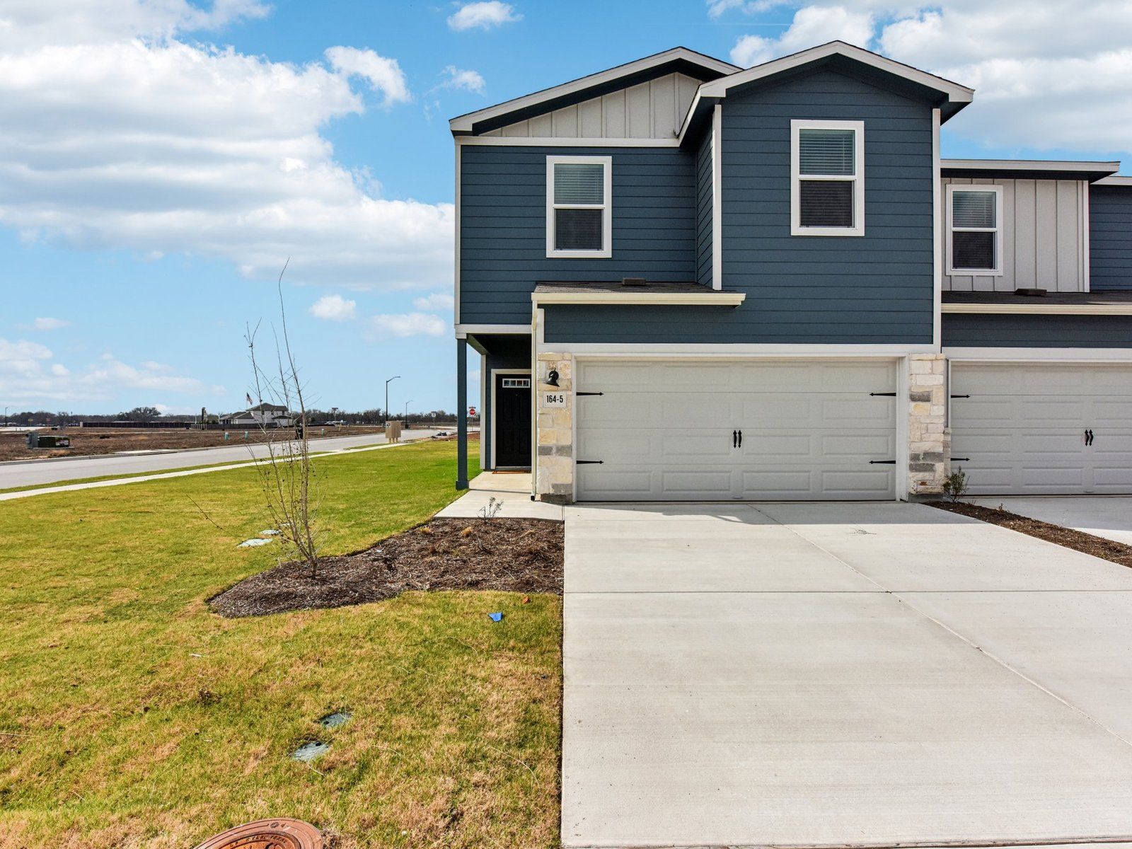 164 Cinnabar Lane Unit #5 Front Exterior:164 Cinnabar Lane Unit #5 Front Exterior