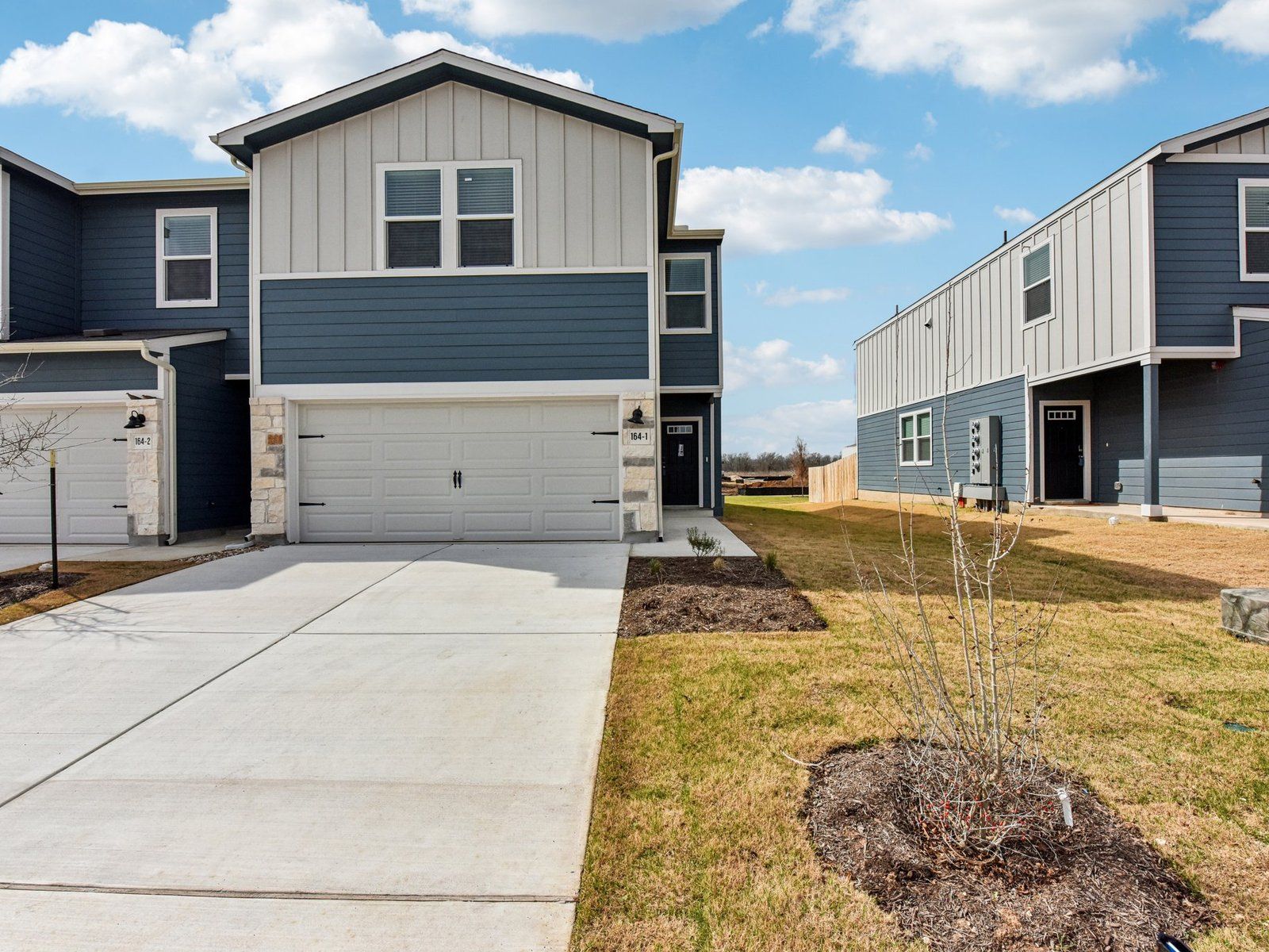 164 Cinnabar Lane Unit #1 Front Exterior:164 Cinnabar Lane Unit #1 Front Exterior