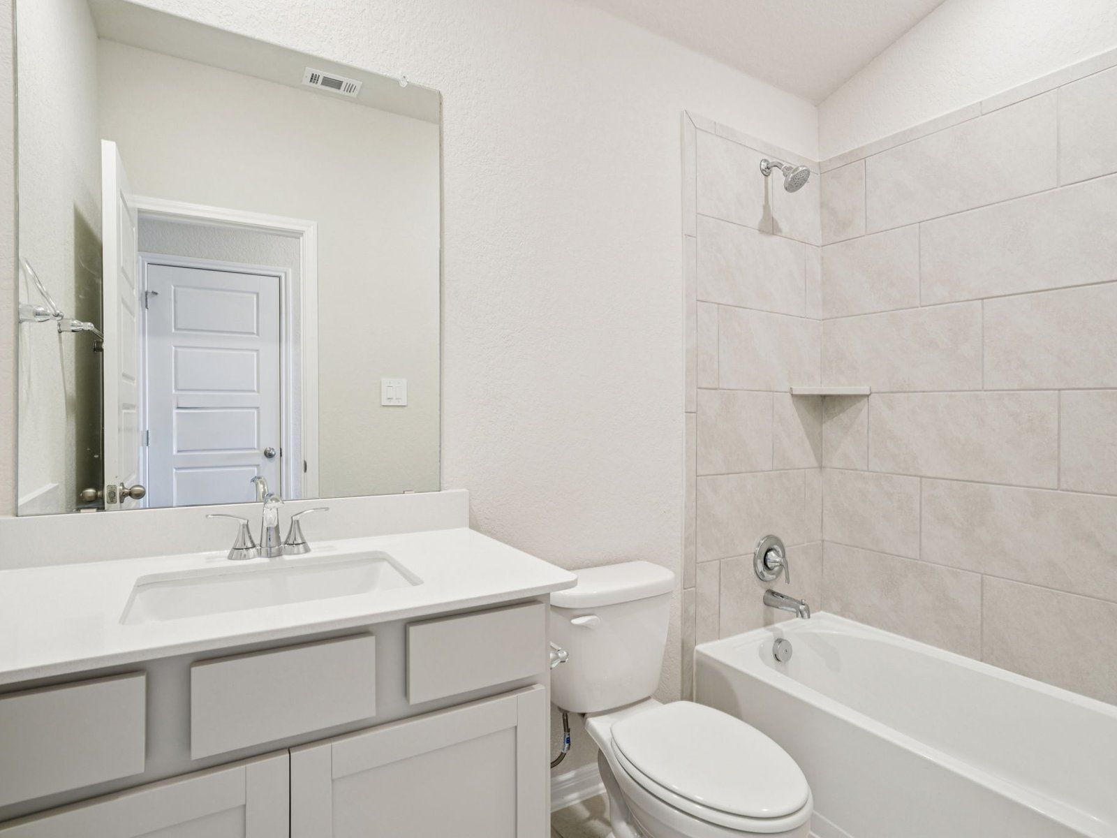 Secondary Bathroom:Secondary Bathroom